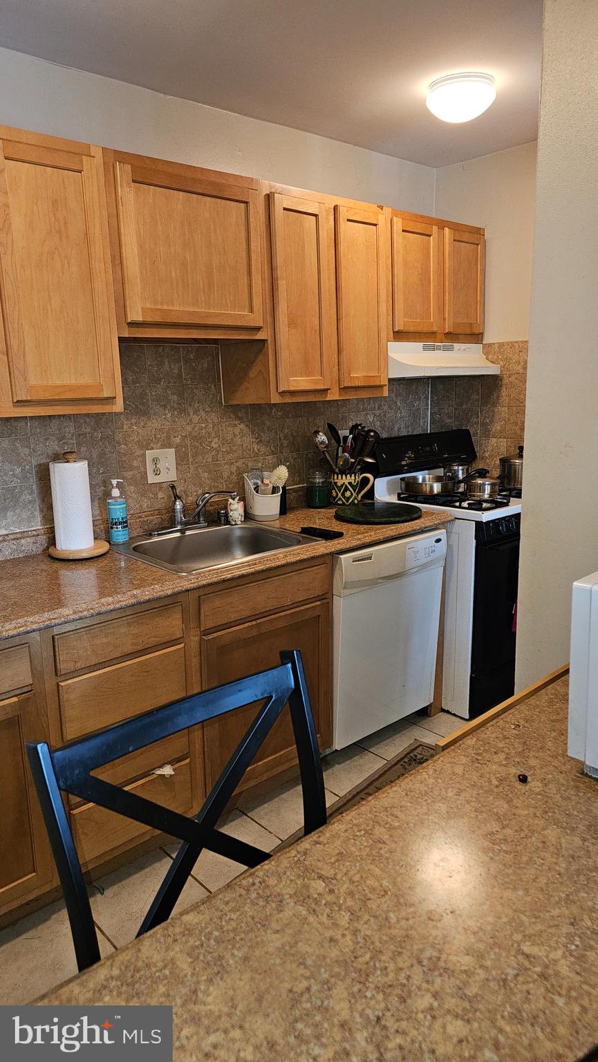 GRAND BEL MANOR - Residential