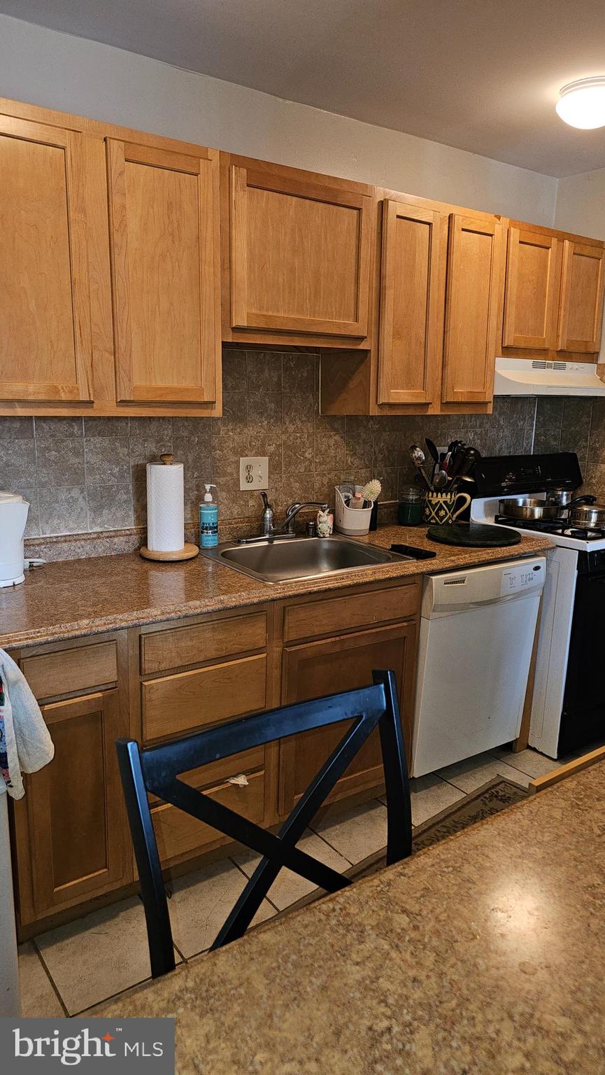 GRAND BEL MANOR - Residential