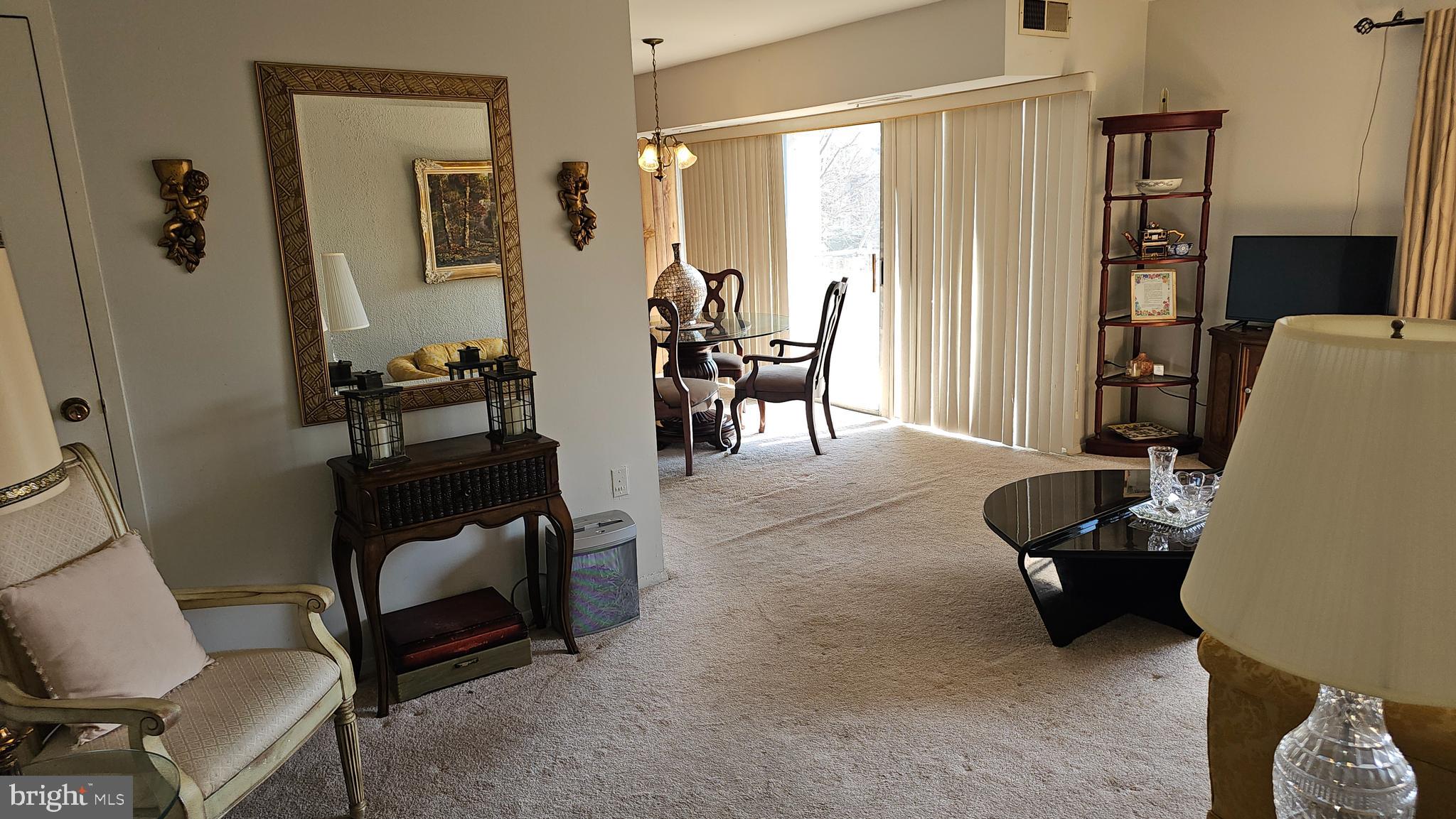 GRAND BEL MANOR - Residential