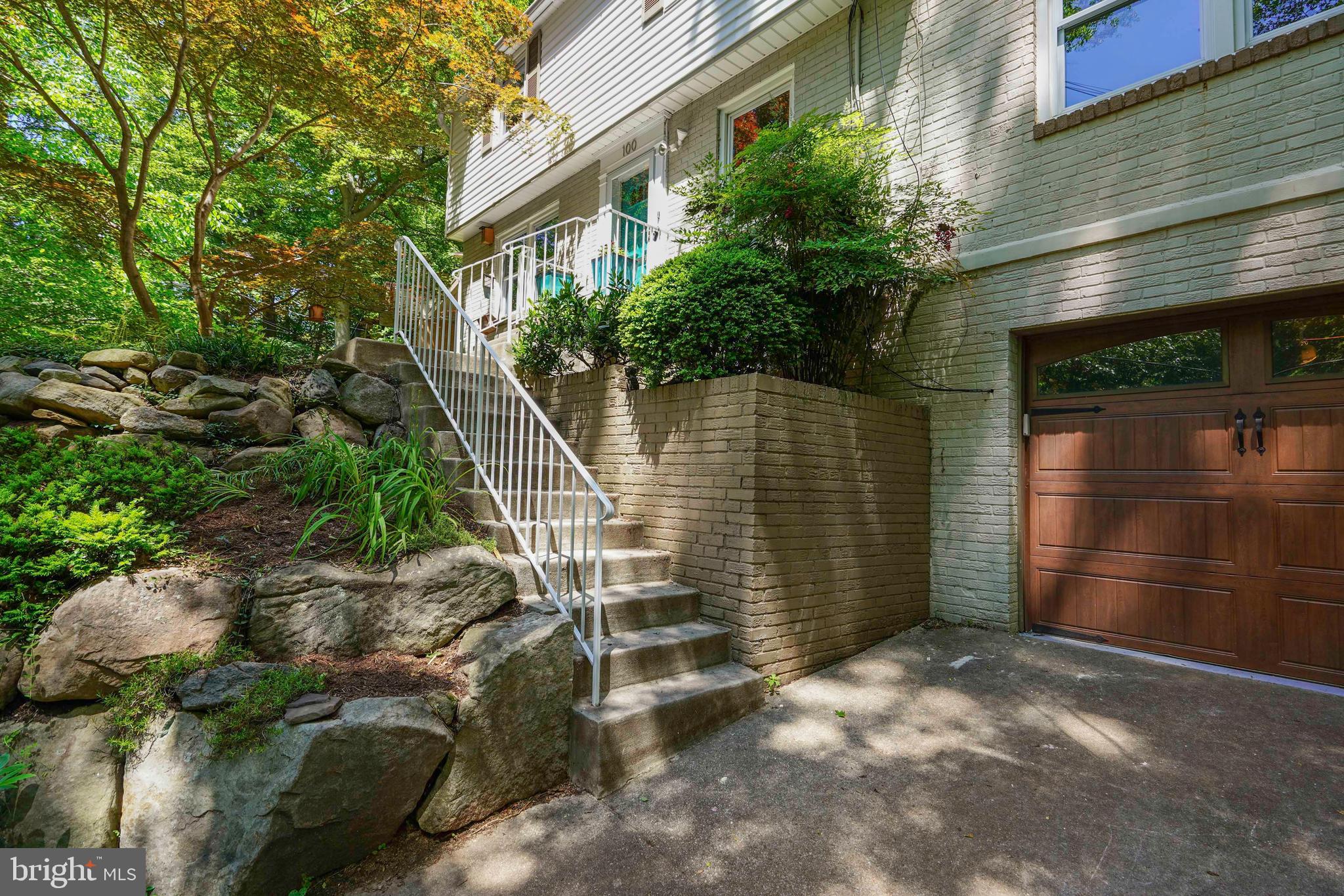 100 PARKSIDE ROAD