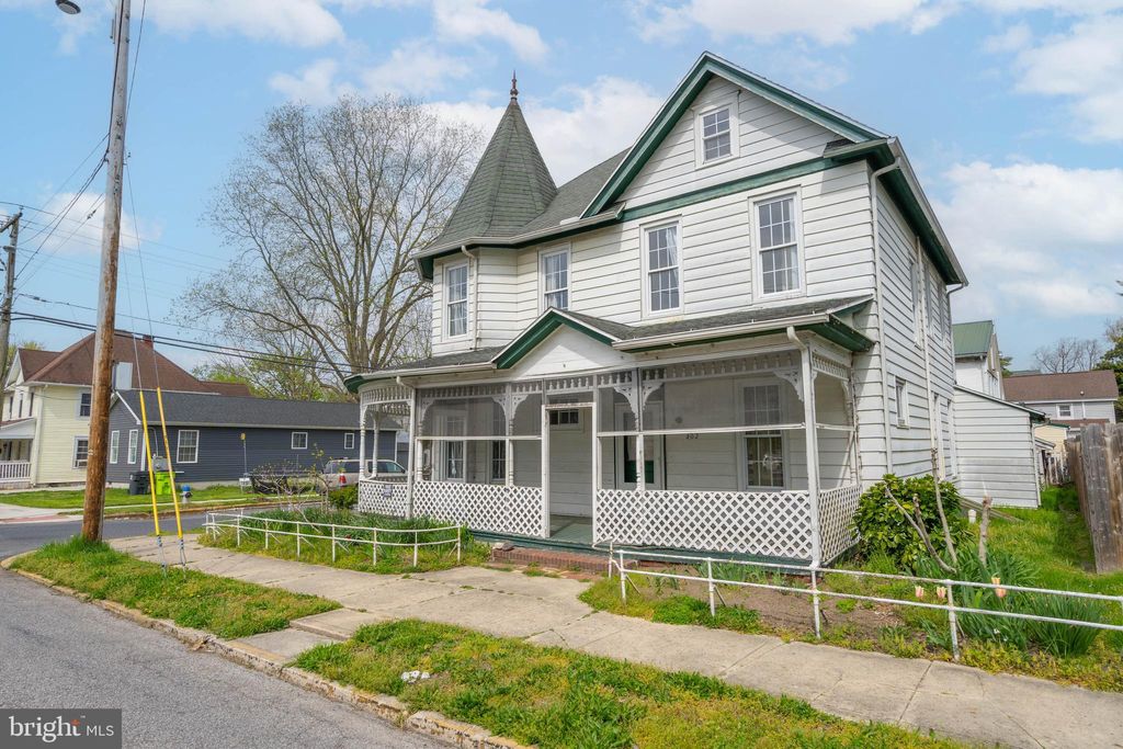 Photo of 402 E Poplar Street, SEAFORD, DE 19973 (MLS # DESU2109710)