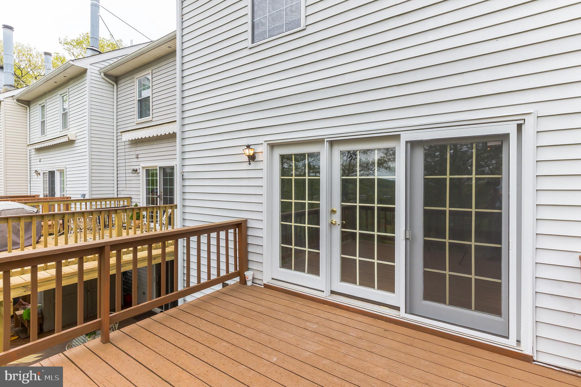 CROMWELL STATION - Residential