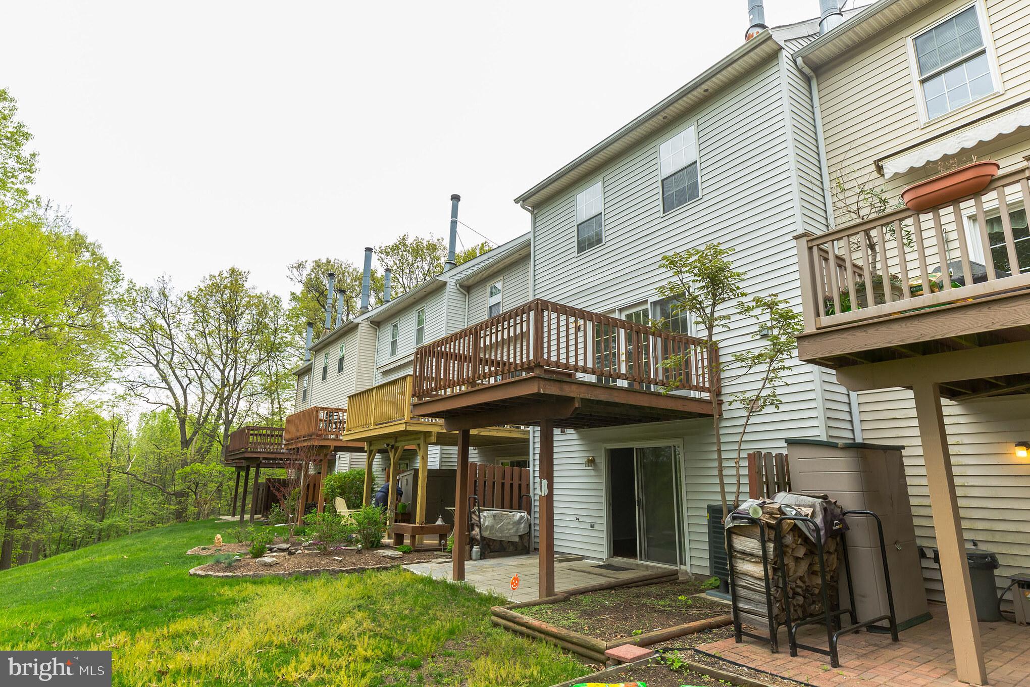 CROMWELL STATION - Residential