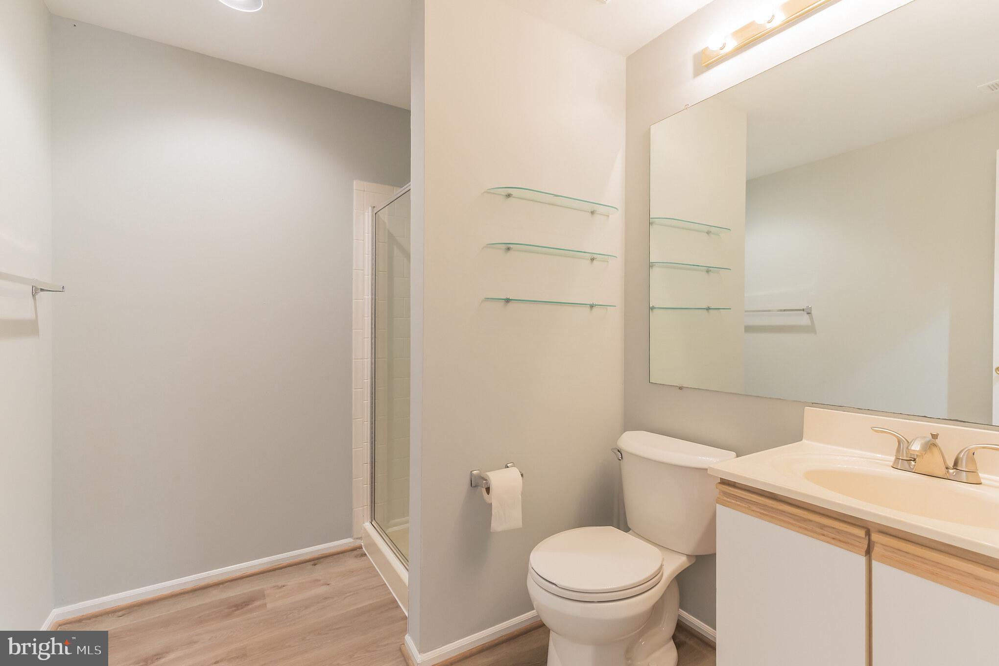 CROMWELL STATION - Residential