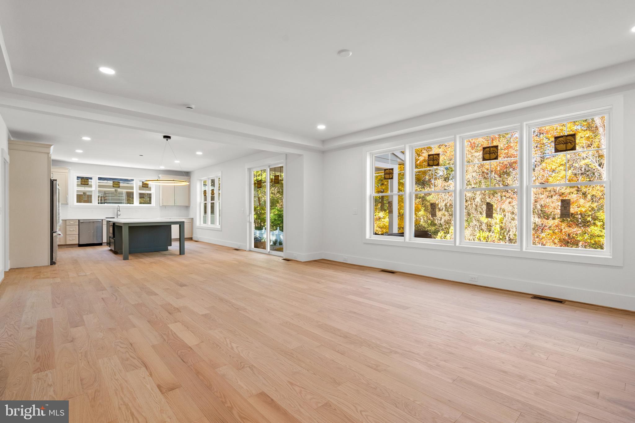 GLENCARLYN - Residential