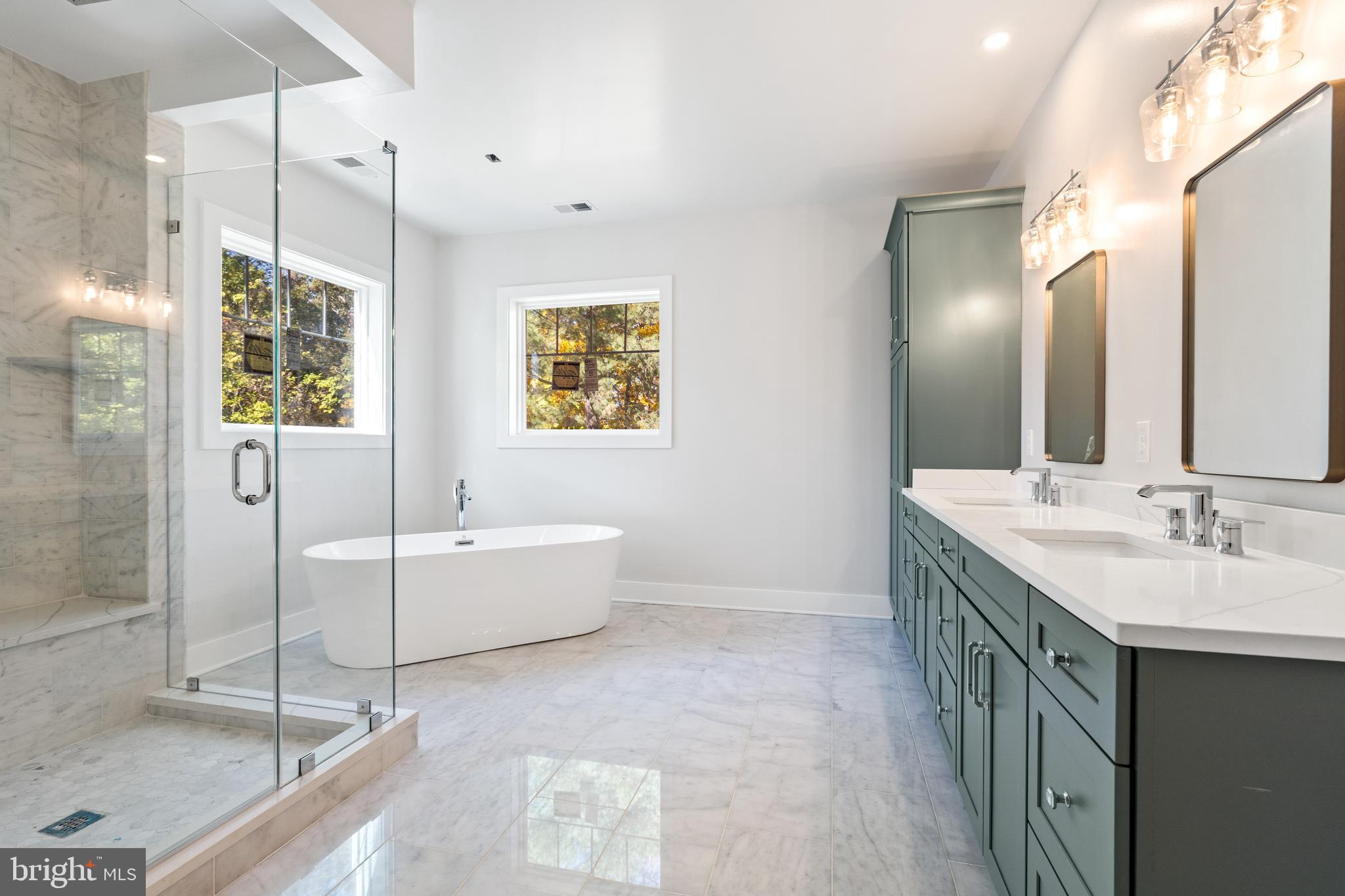 GLENCARLYN - Residential