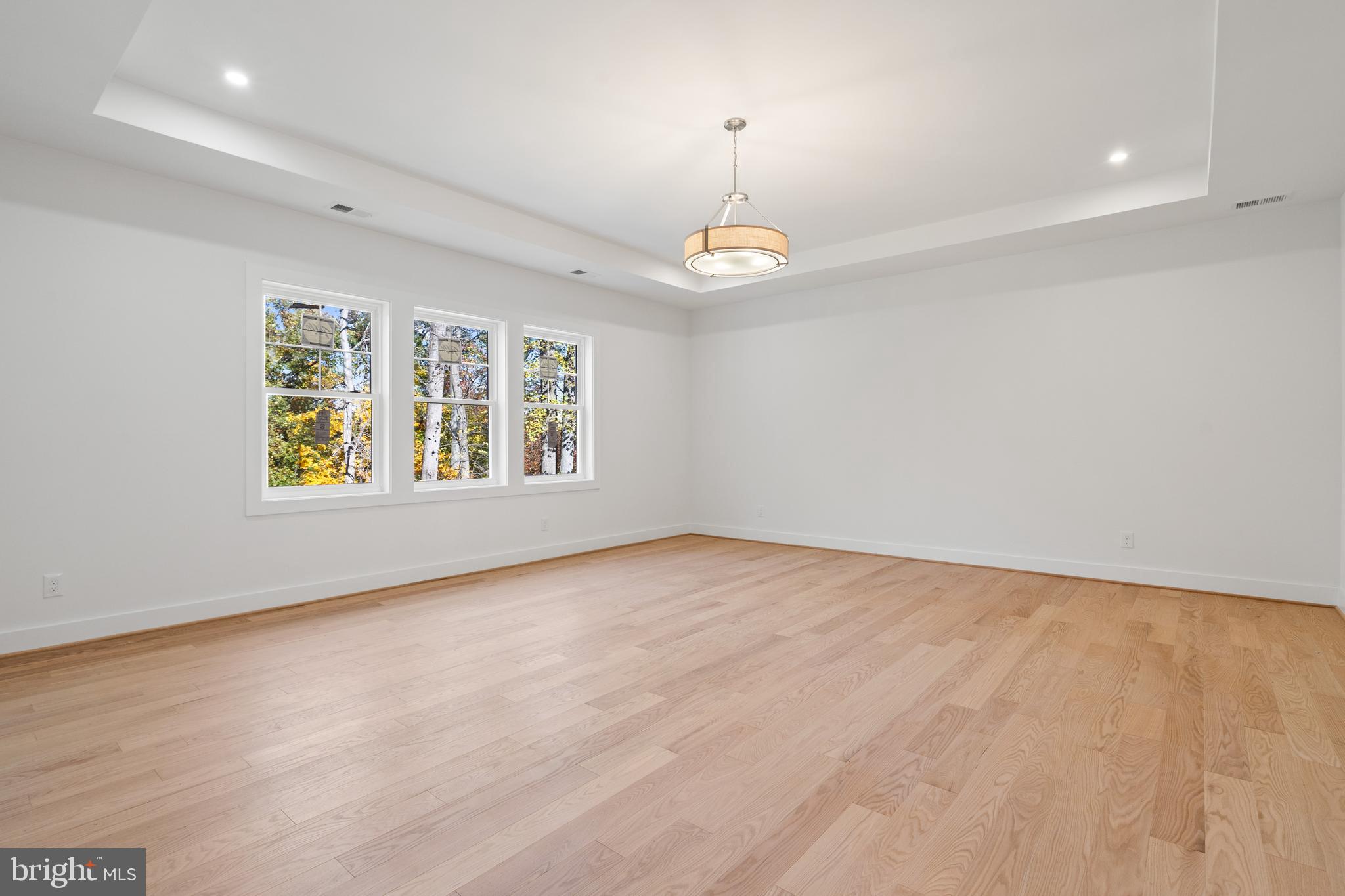 GLENCARLYN - Residential