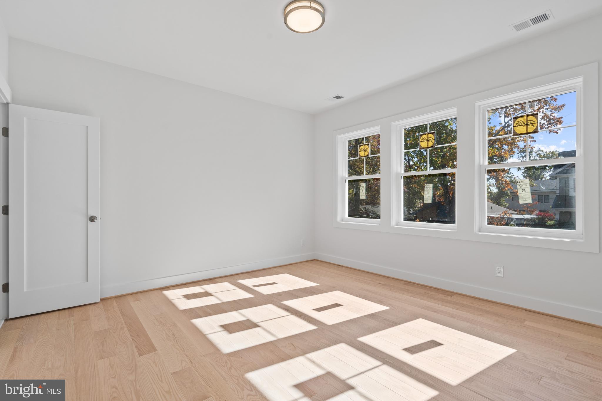 GLENCARLYN - Residential