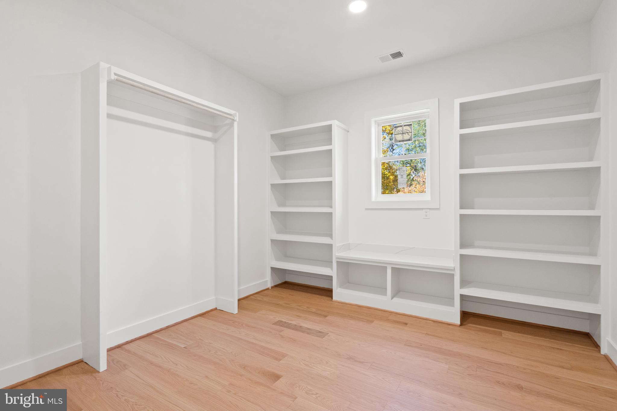 GLENCARLYN - Residential