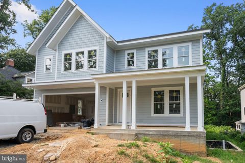 5427 3RD STREET S ARLINGTON VA 22204