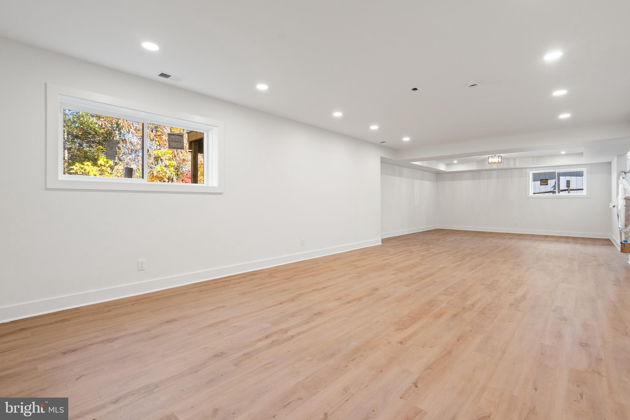 GLENCARLYN - Residential