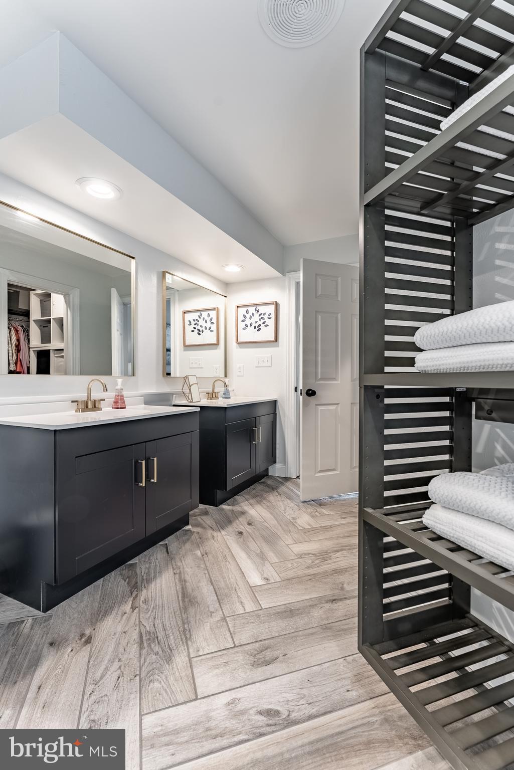 BRITTANY - Residential