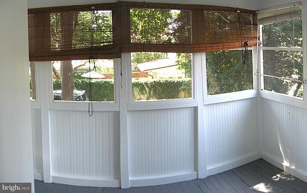 OLD TOWN - Residential Lease