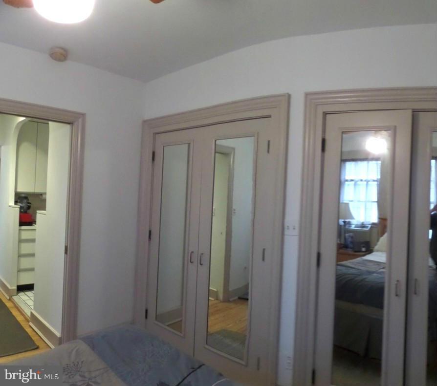 OLD TOWN - Residential Lease