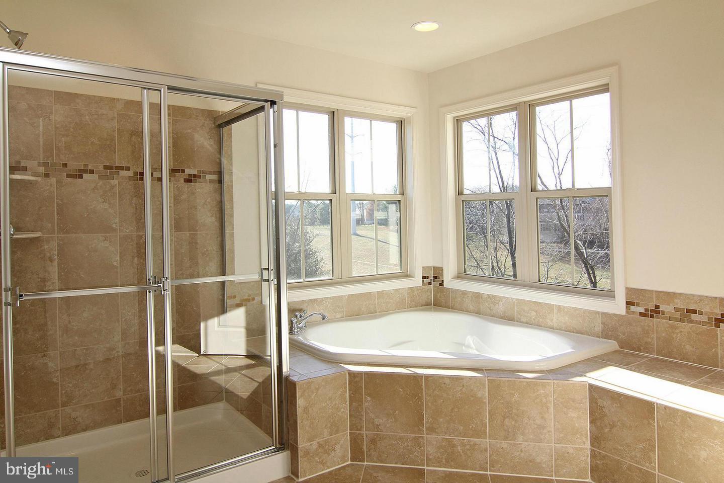 HALLMAN GROVE - Residential Lease