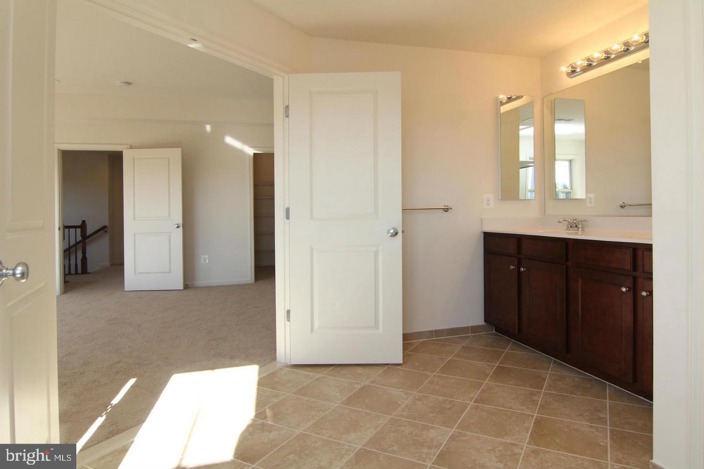 HALLMAN GROVE - Residential Lease