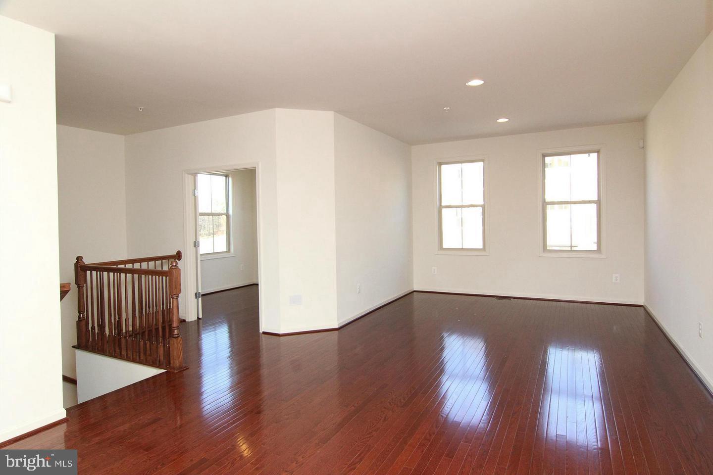 HALLMAN GROVE - Residential Lease