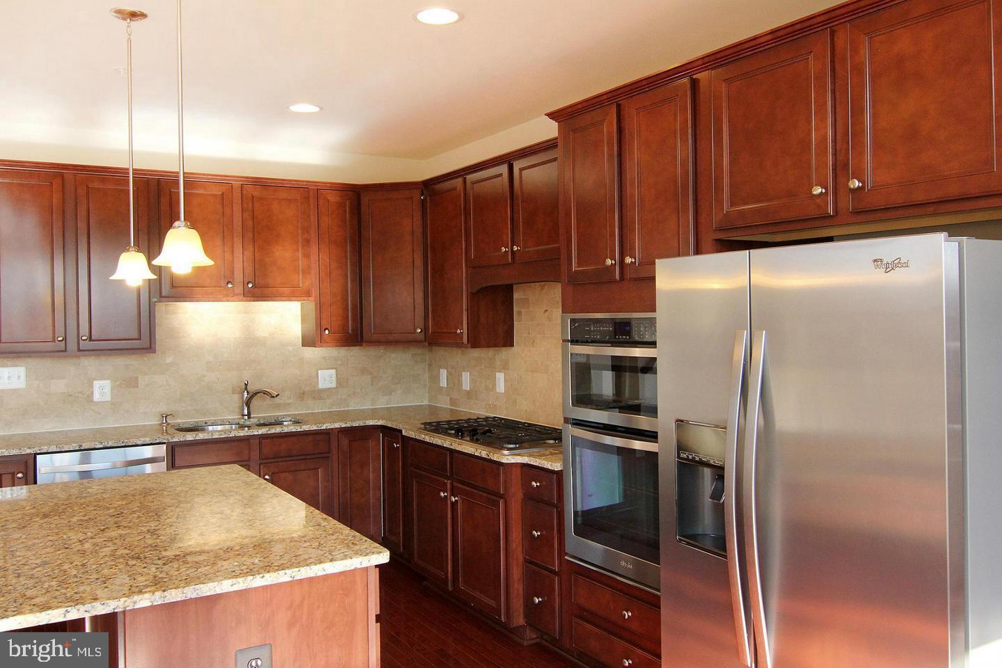 HALLMAN GROVE - Residential Lease