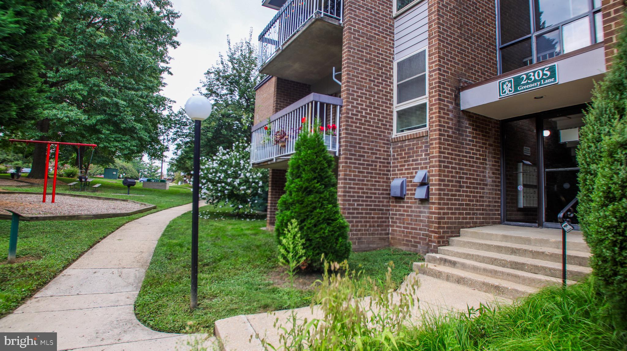 2305 GREENERY LANE T-3-3