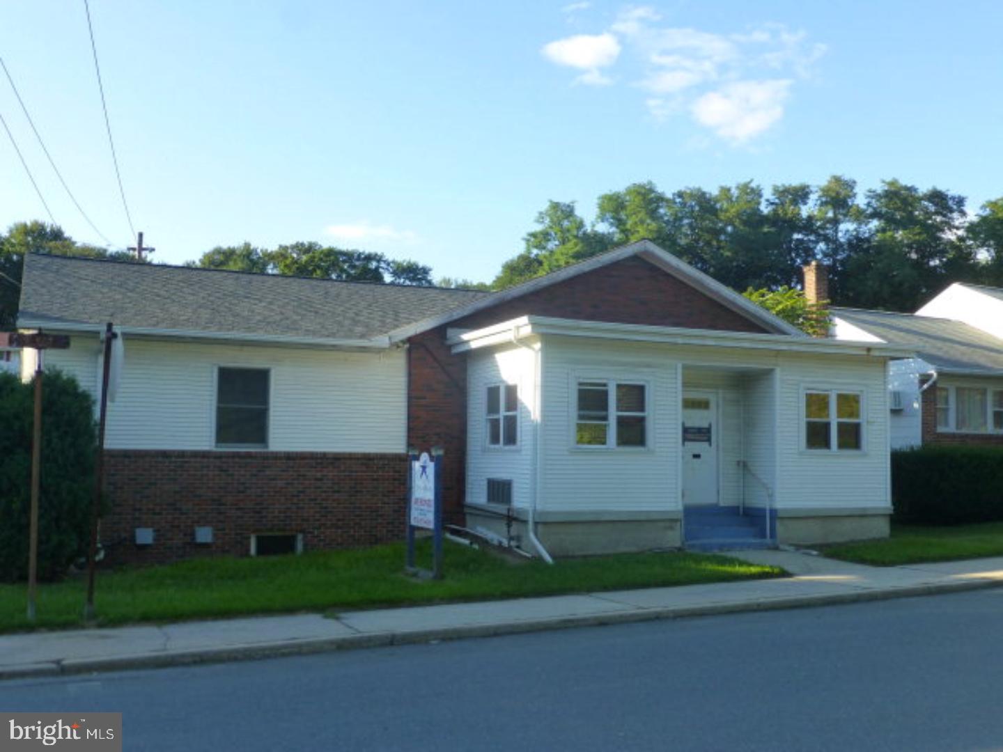 Great location for your business, with so many possibilities, and large parking lot included. Security System. Waiting area, reception desk, private office, and 8 rooms that could be used as exam rooms or offices. Finished Lower Level was used as rehab facility and has entrance from interior and exterior. This includes parking lot parcel #68-39-0066.000 at 0.2 acres. Taxes, Assessed Value, and Lot Size above reflect both parcels. Building is not zoned commercial anymore due to being vacant for 1 yr., but can file for commercial zoning variance again for $750.00. Mailing Address Continued: PottsvilleBuilding Desc: OfficeGross Manufacturing Sqft: 0Gross Office Sqft: 2600Gross Warehouse Sqft: 0Municipal Inspection Required: NSprinkler: No
