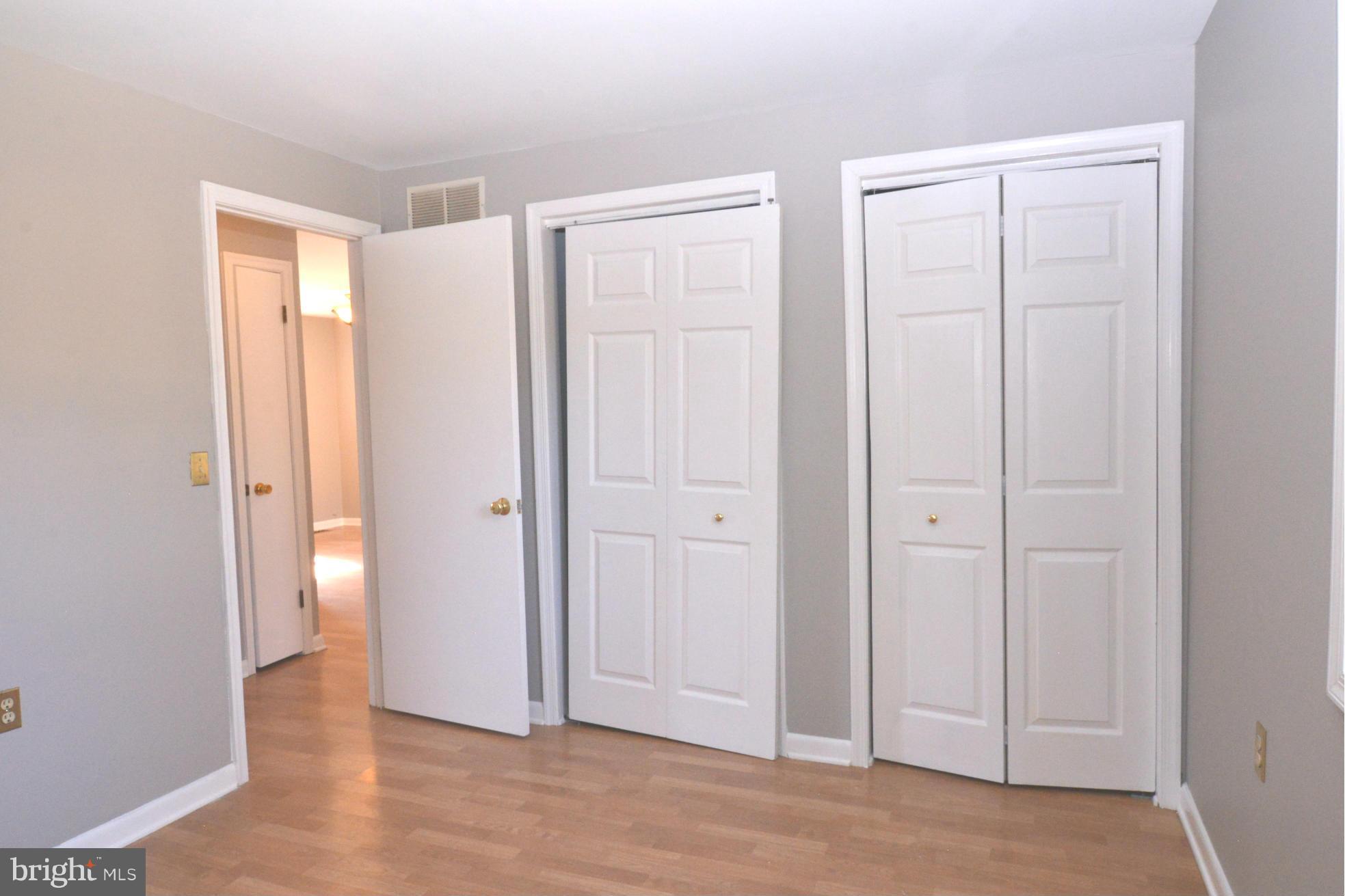 WHISPERING WOODS - Residential Lease