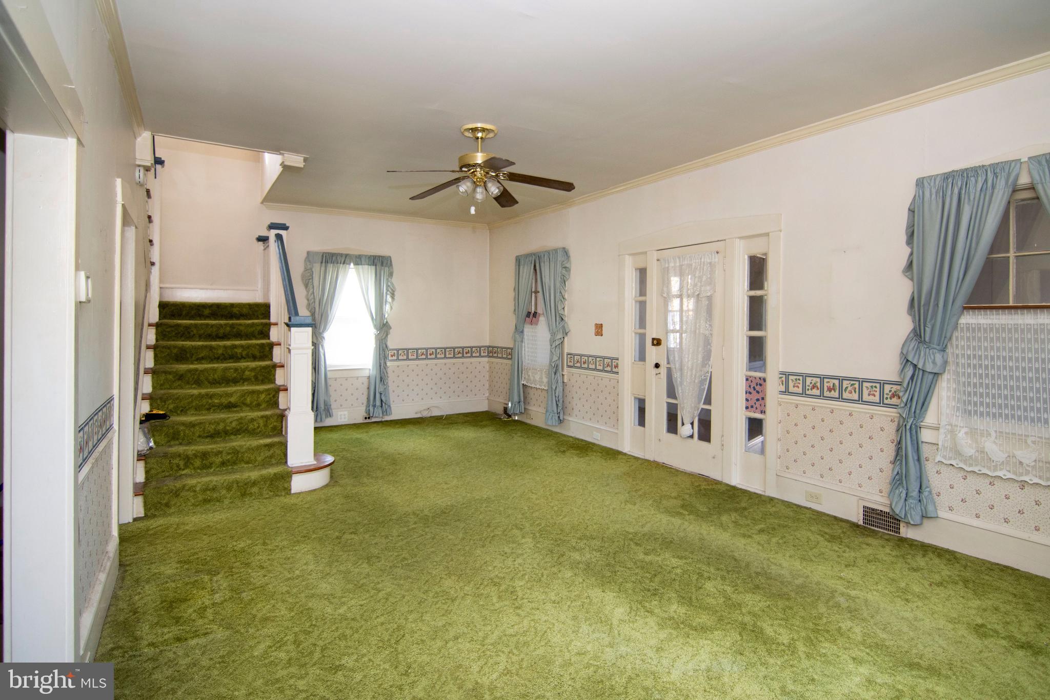 542 WILLIAMSTOWN ROAD