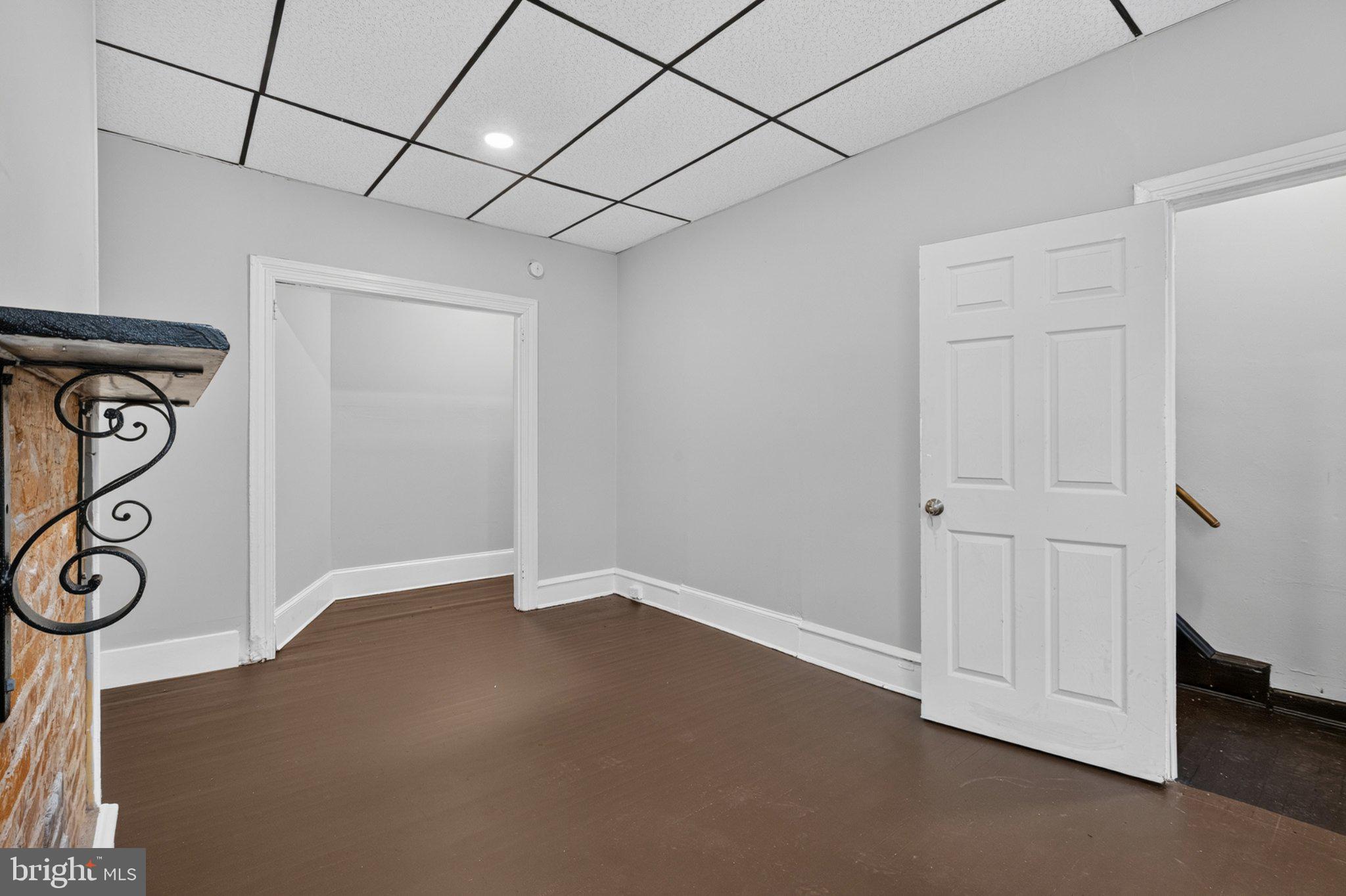 617 W 9TH STREET