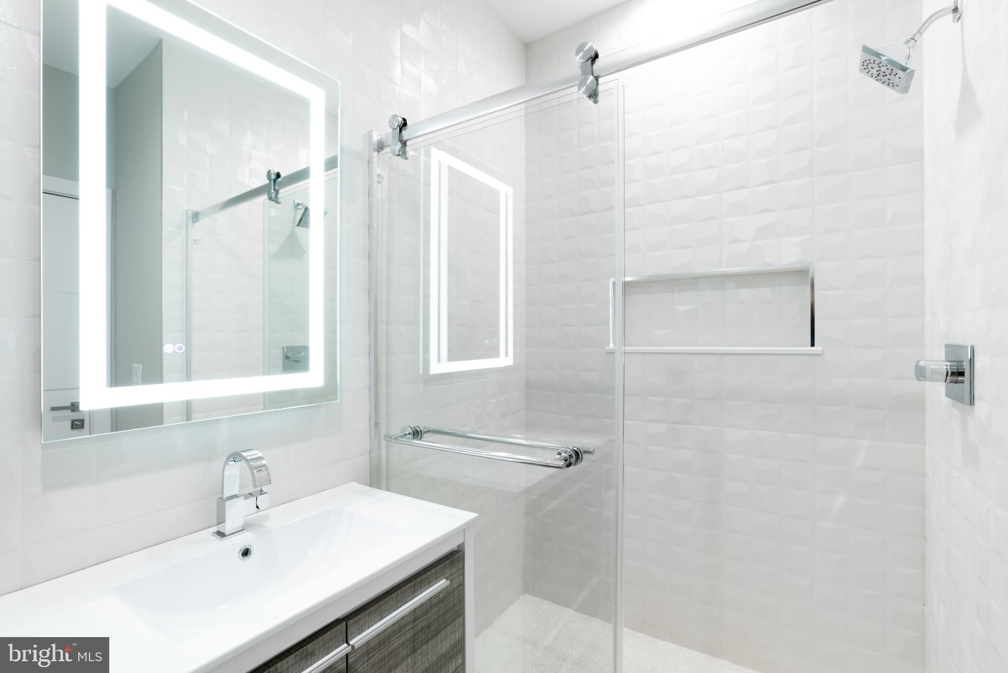 FRANCISVILLE - Residential