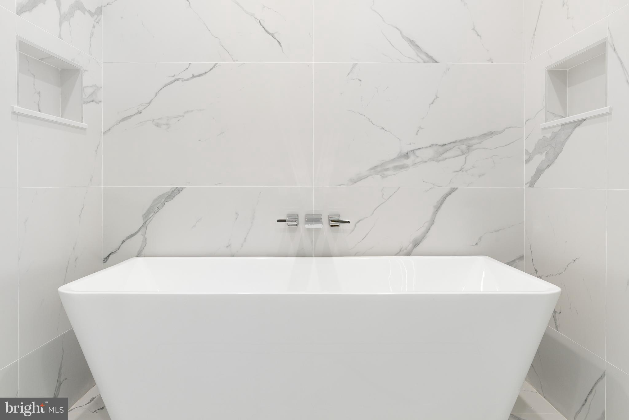 FRANCISVILLE - Residential