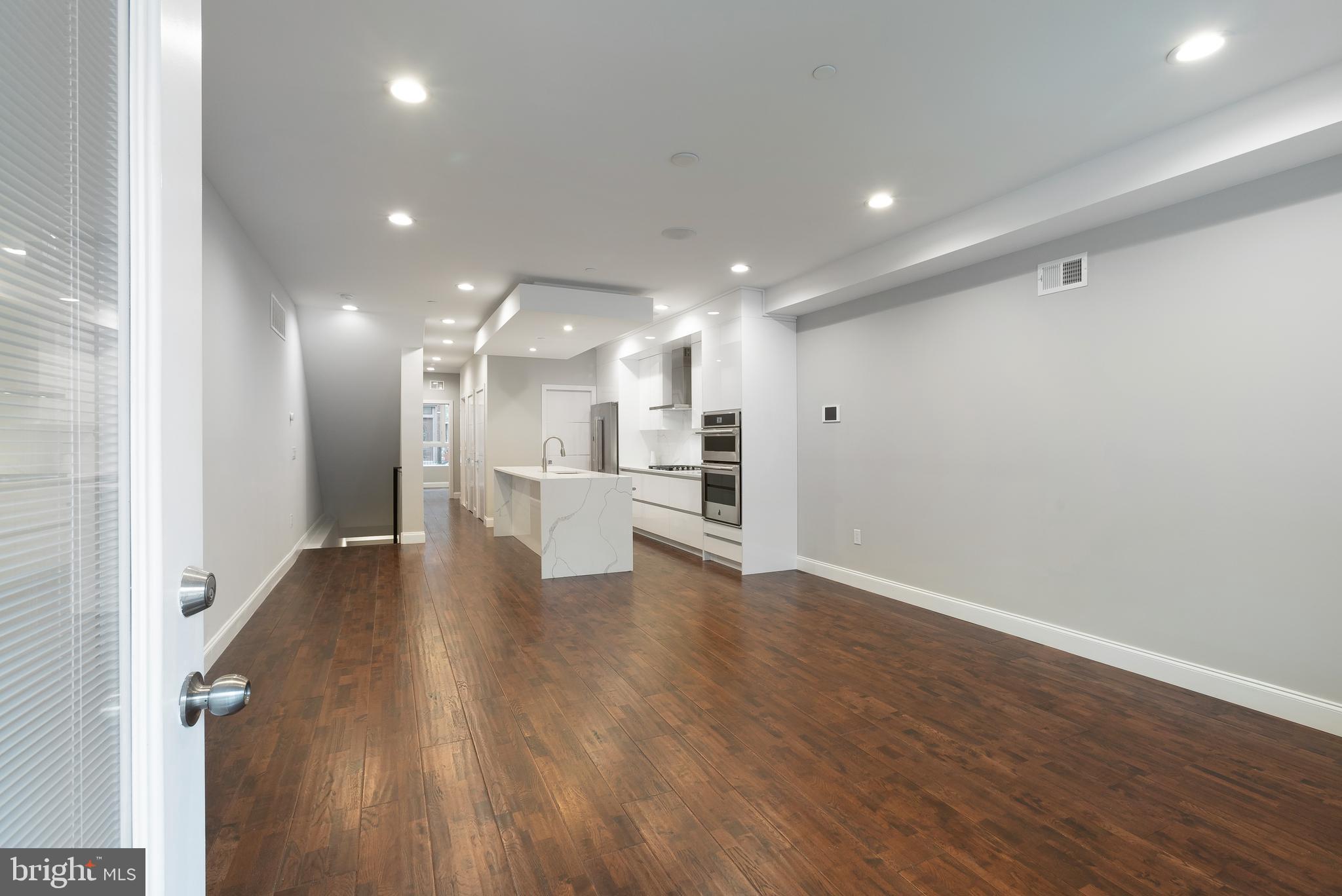 FRANCISVILLE - Residential