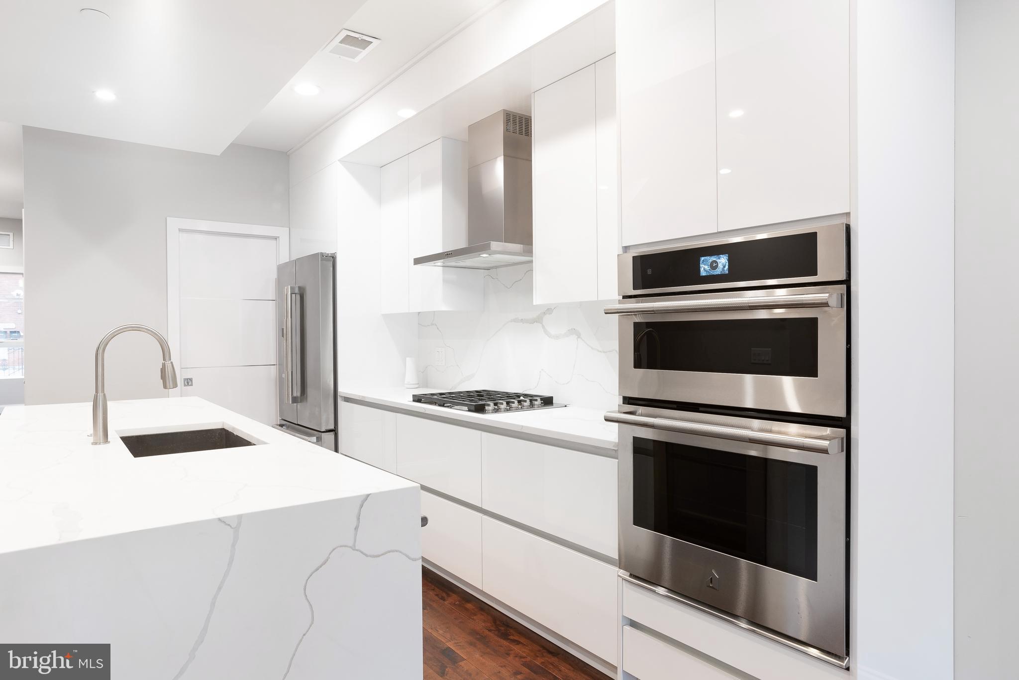 FRANCISVILLE - Residential