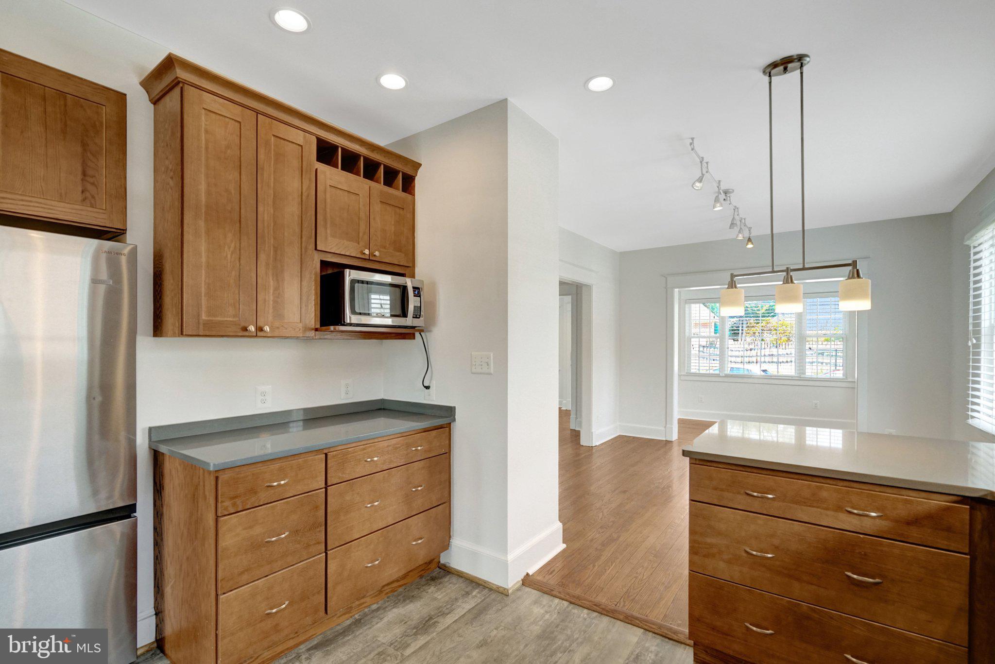 CLARENDON - Residential