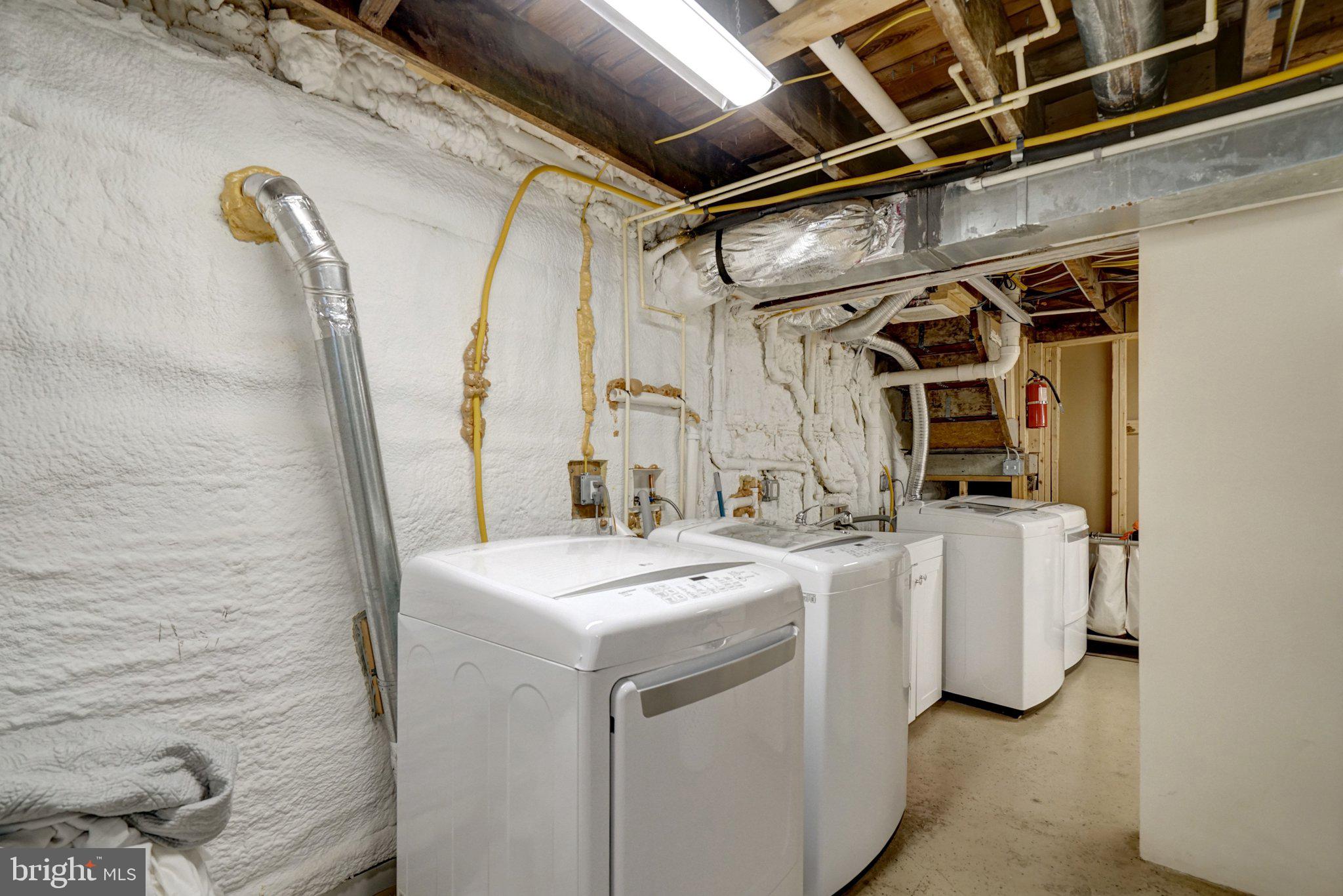 CLARENDON - Residential