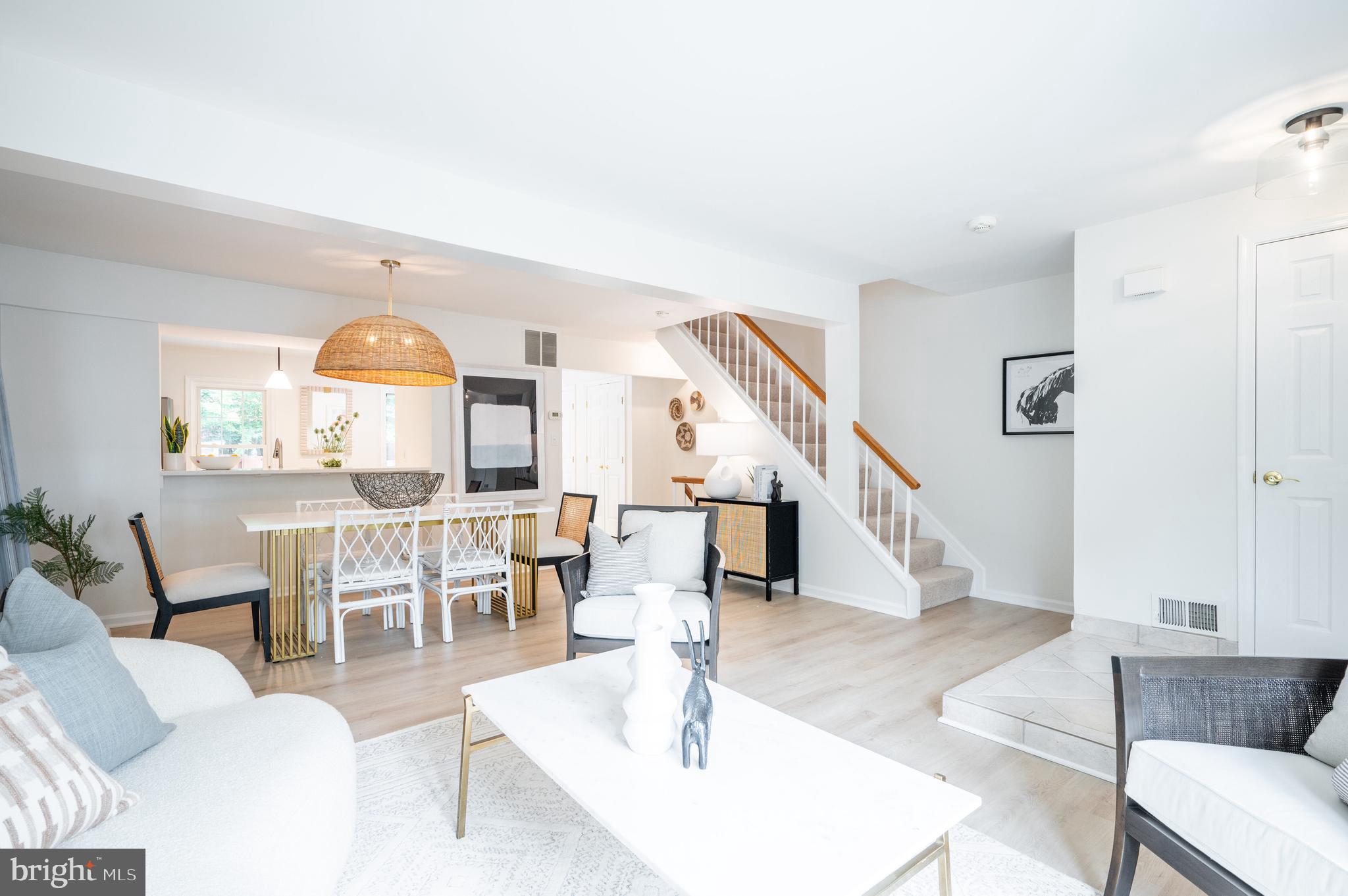 SPRINGFIELD OAKS - Residential