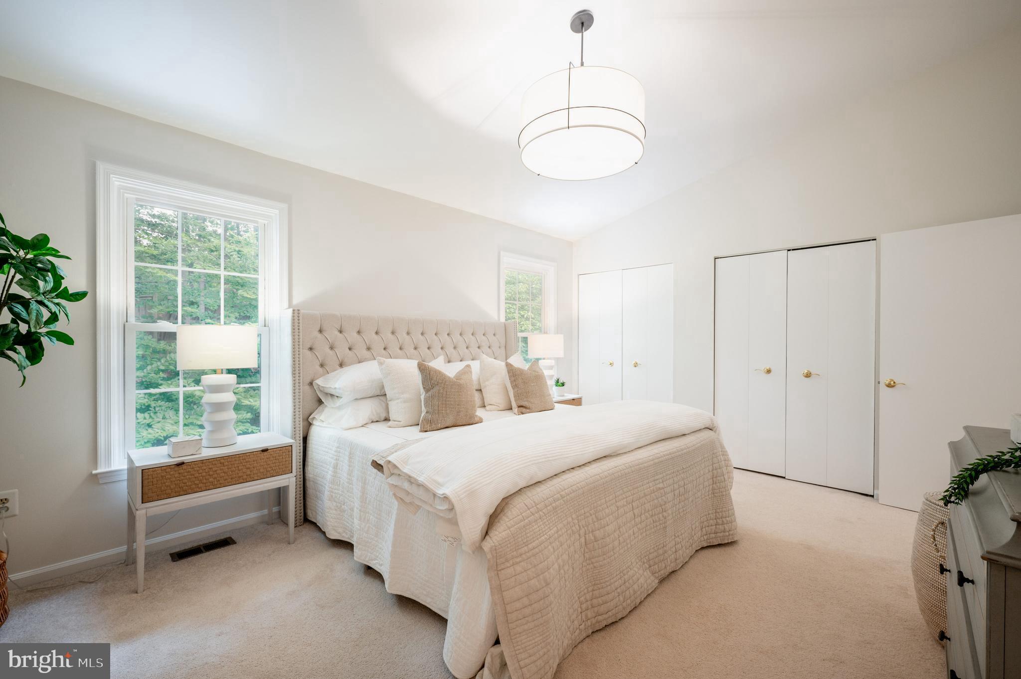 SPRINGFIELD OAKS - Residential