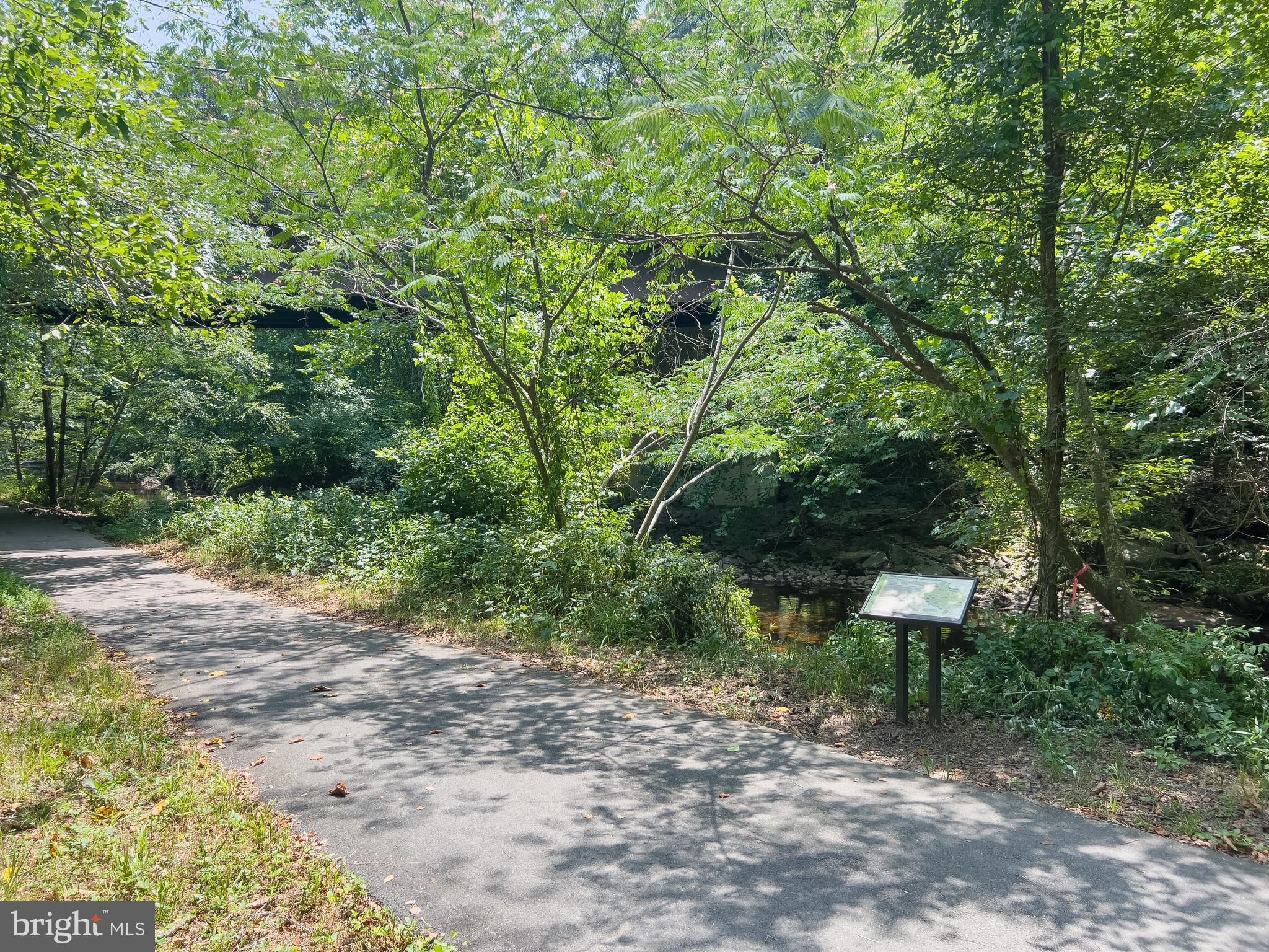 SPRINGFIELD OAKS - Residential