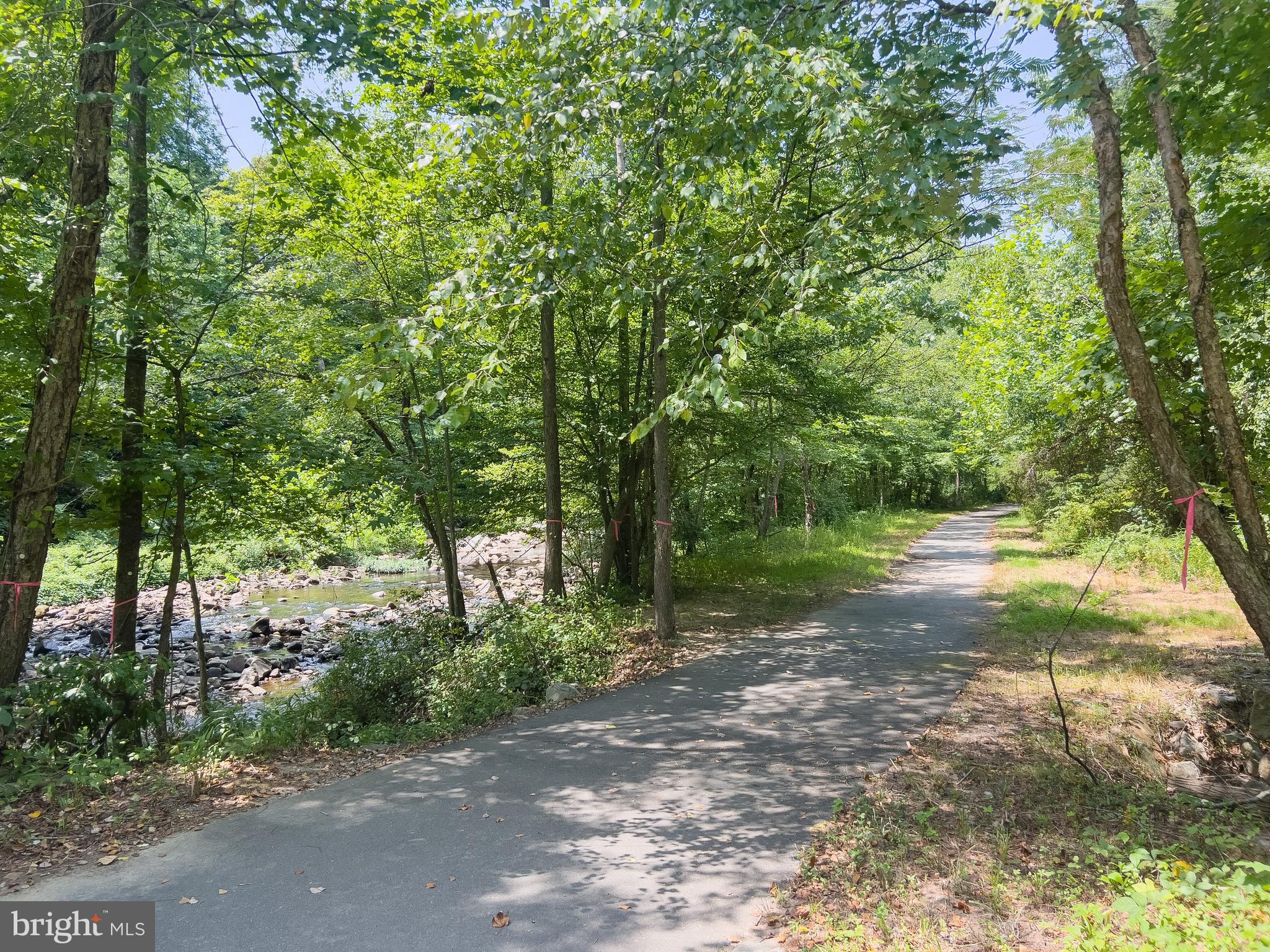 SPRINGFIELD OAKS - Residential