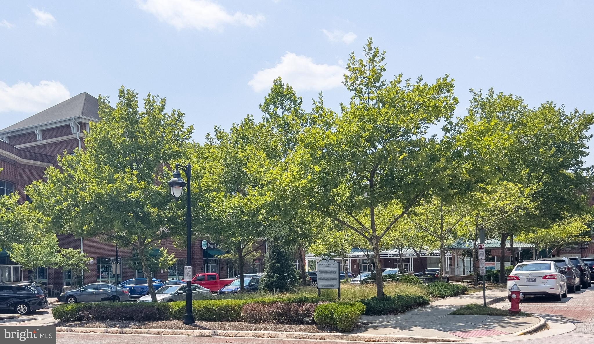 SPRINGFIELD OAKS - Residential