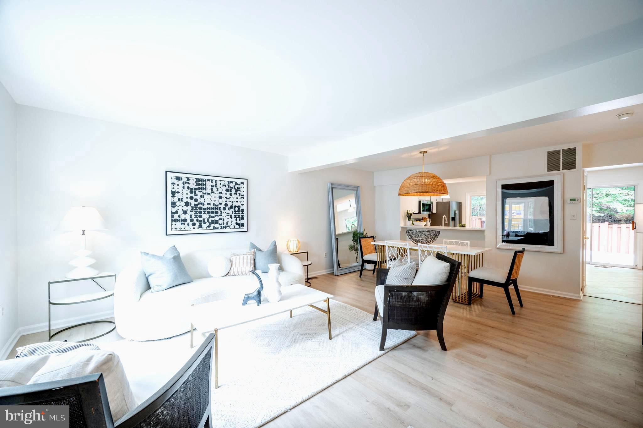 SPRINGFIELD OAKS - Residential