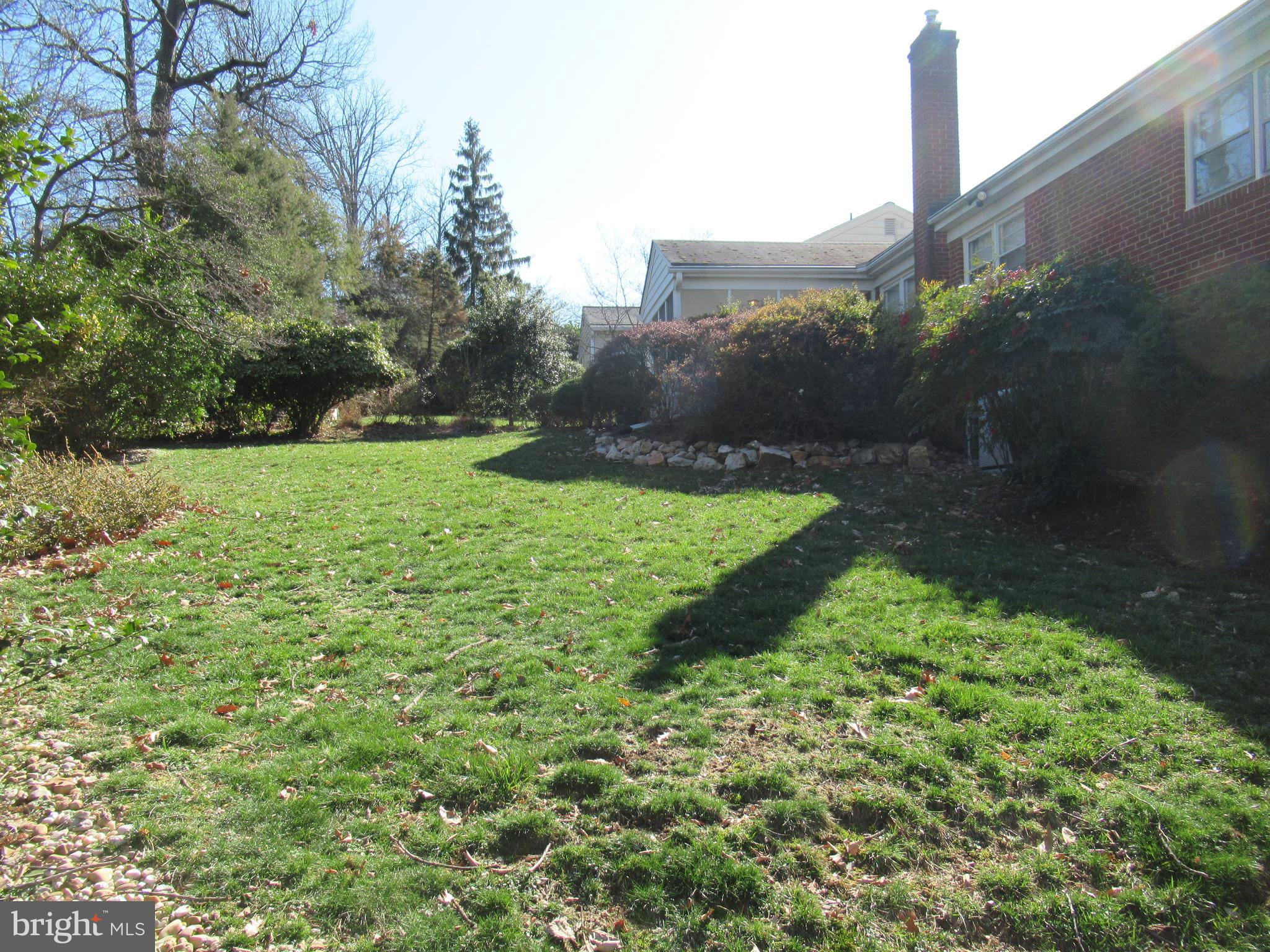 BOULEVARD MANOR - Residential Lease