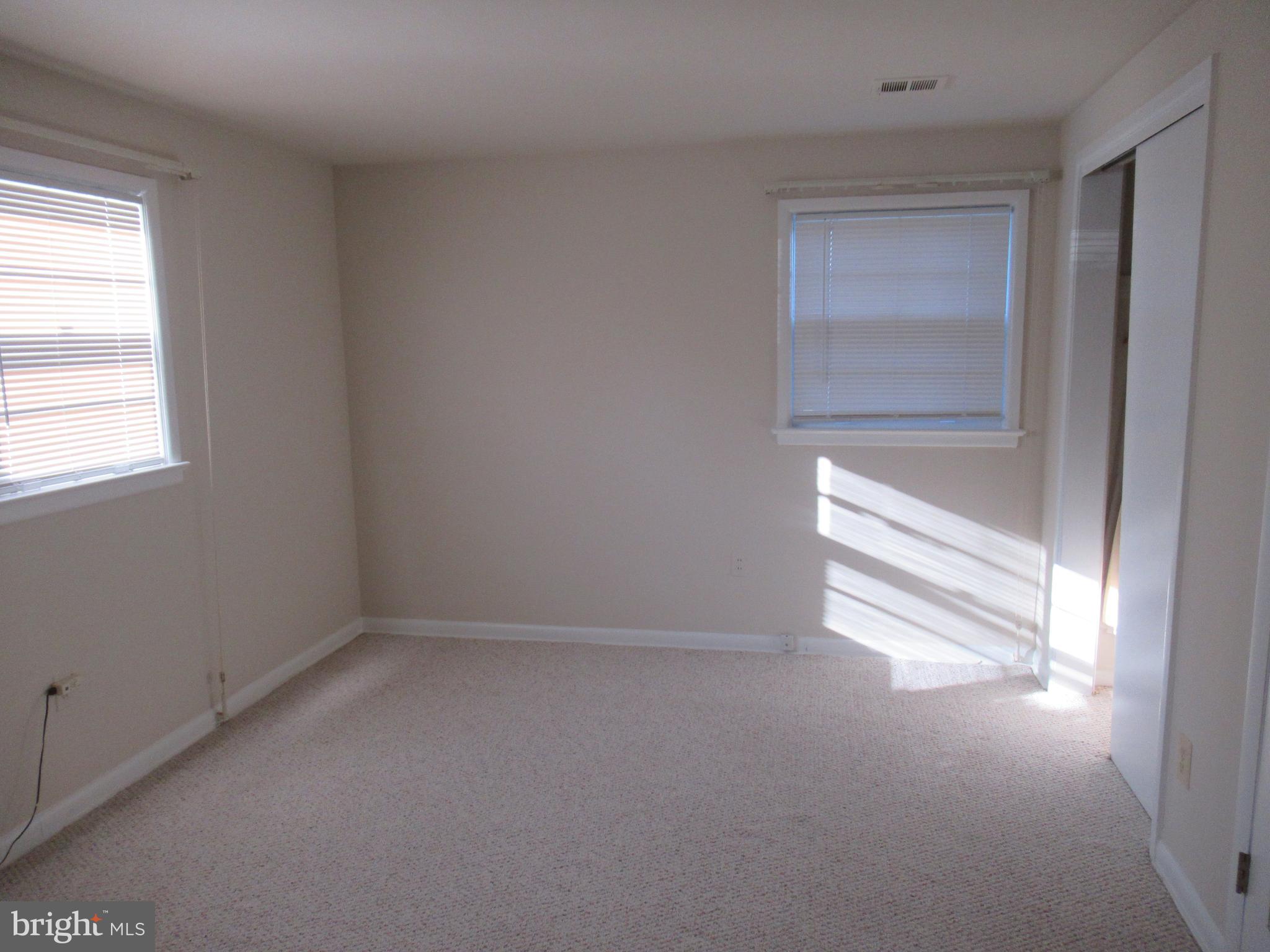 BOULEVARD MANOR - Residential Lease