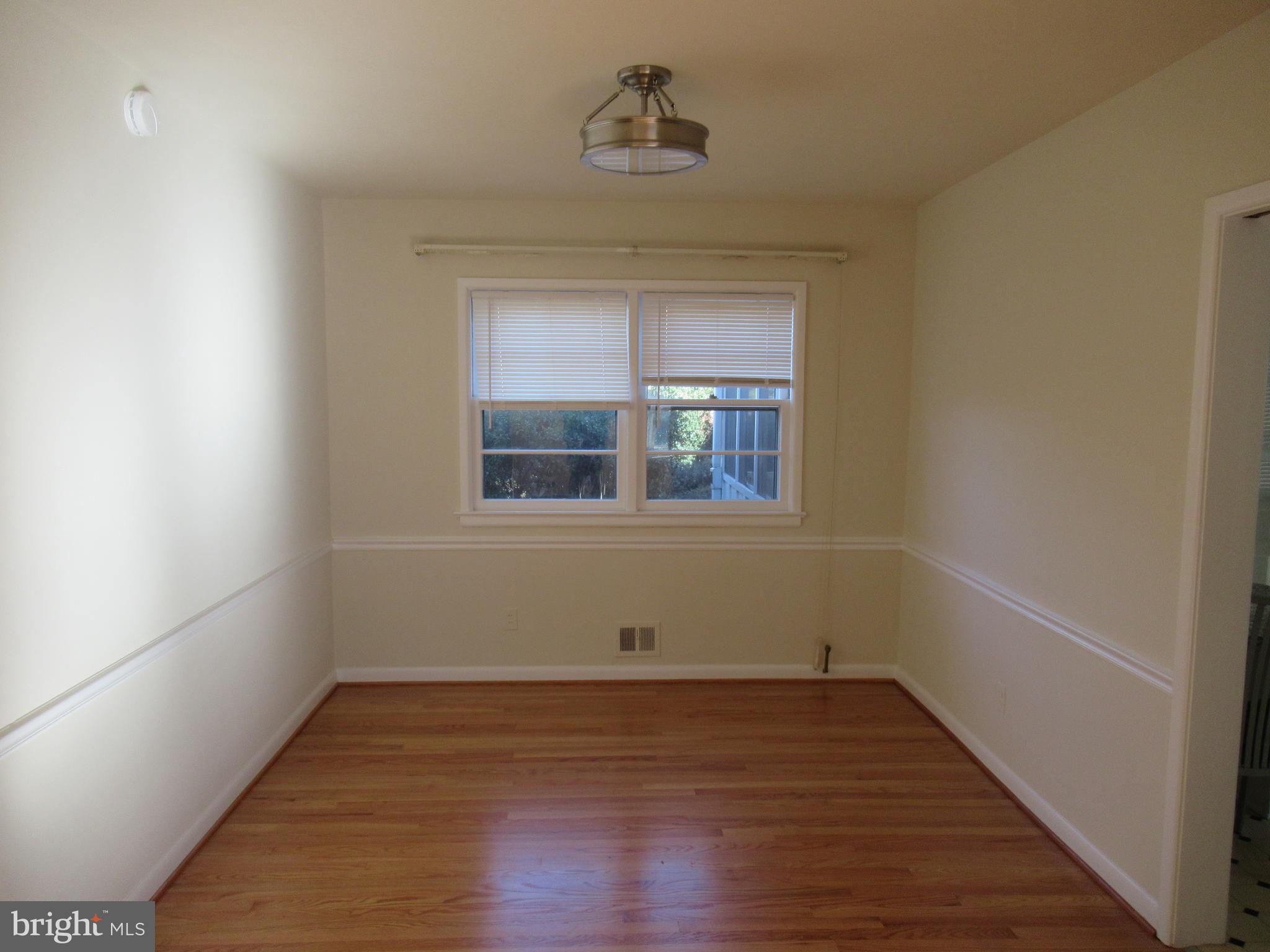 BOULEVARD MANOR - Residential Lease