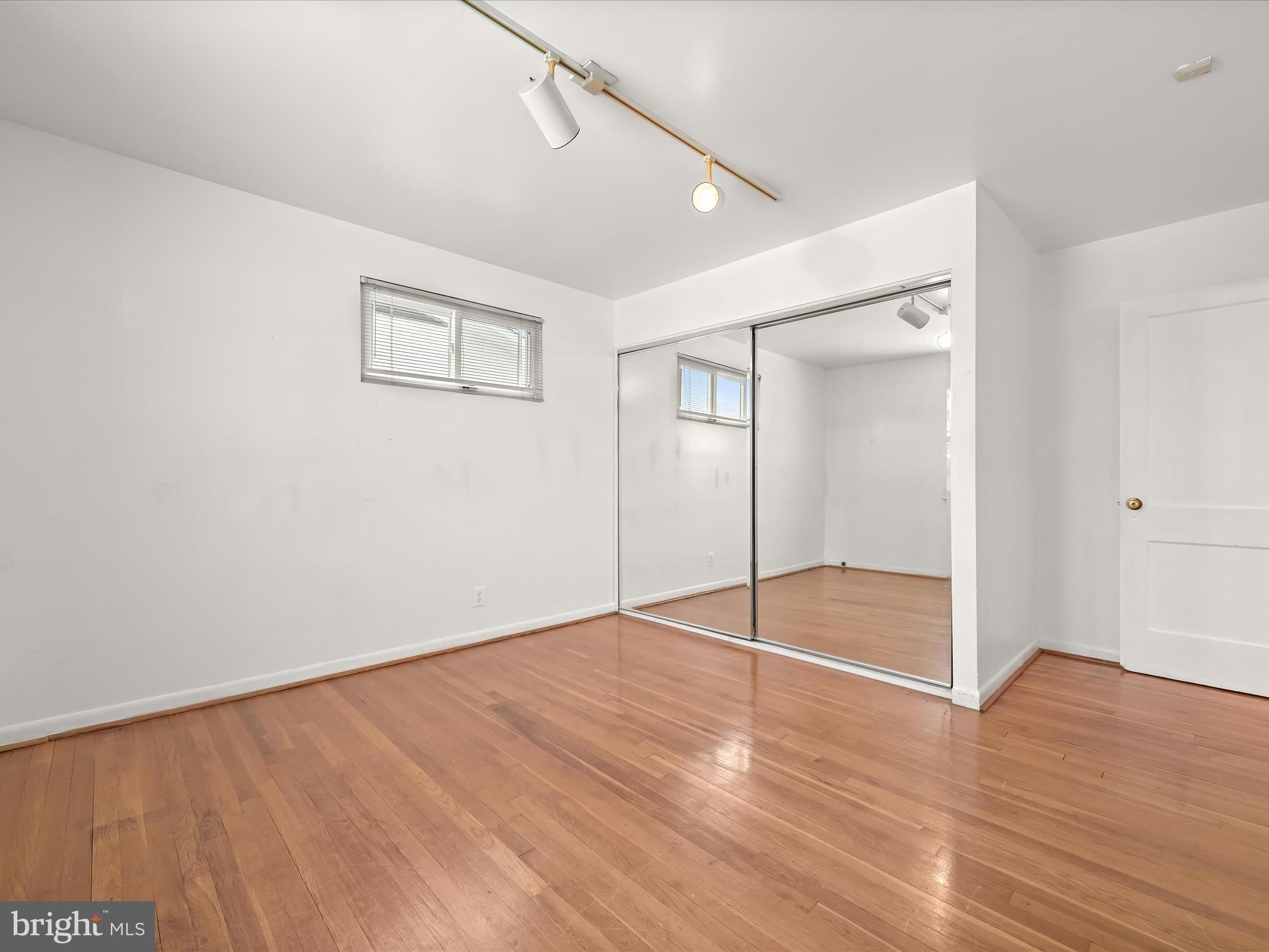 STONEYBROOK NORTH - Residential