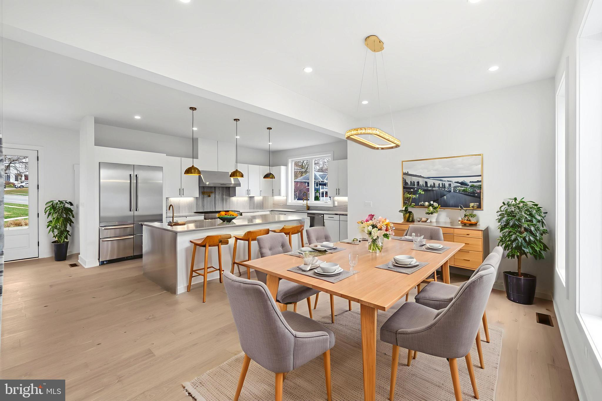 VIENNA WOODS - Residential