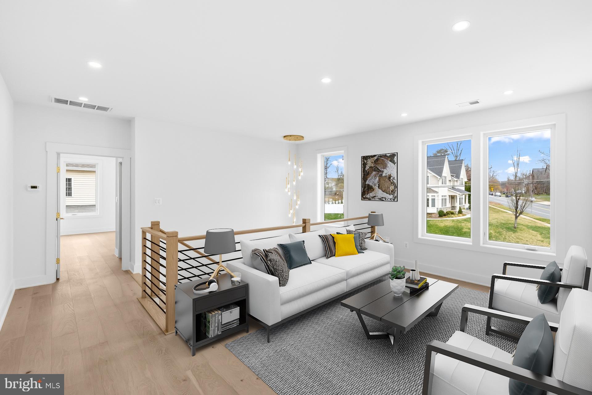 VIENNA WOODS - Residential