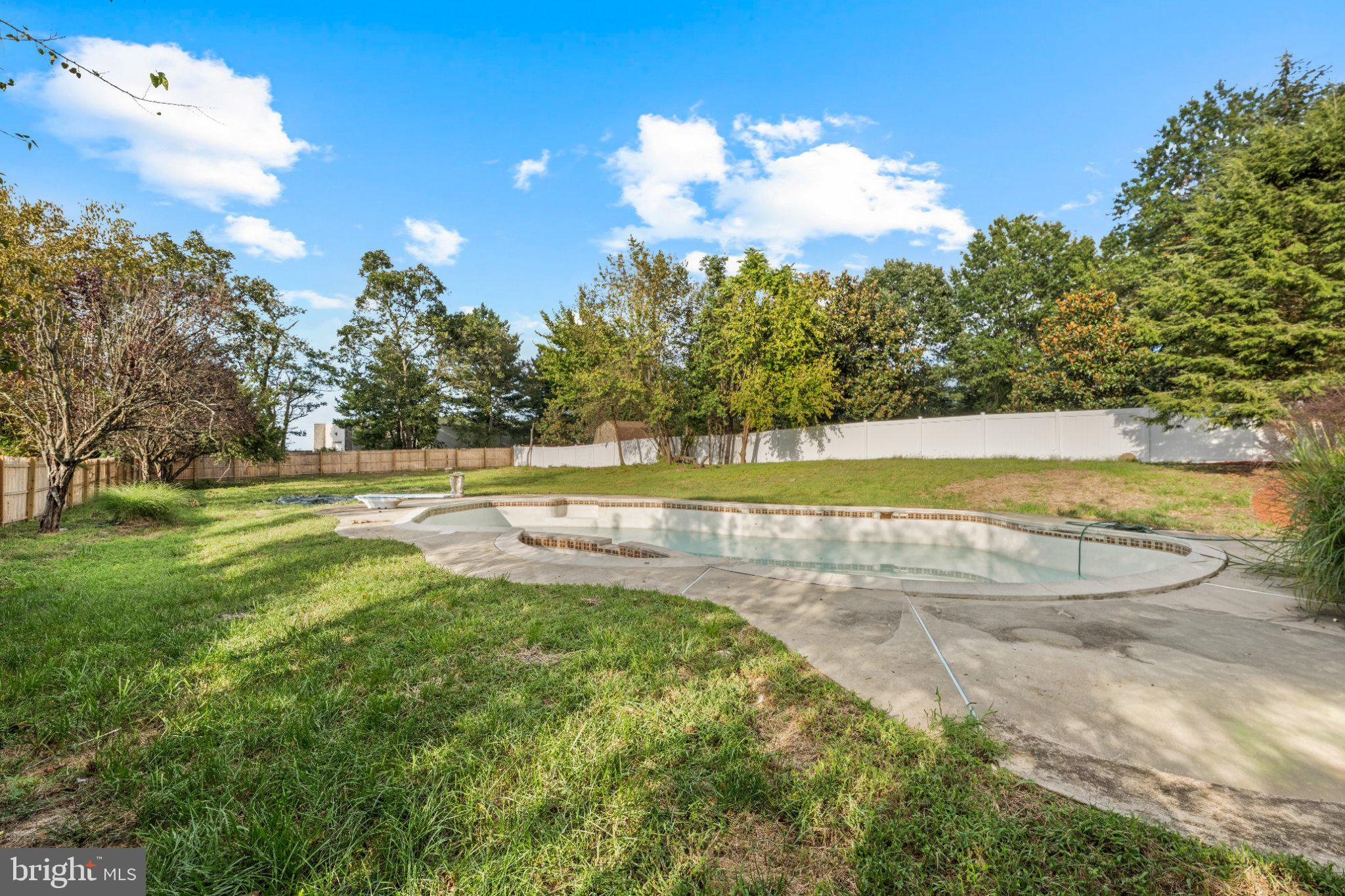447 E PROSPECT AVENUE