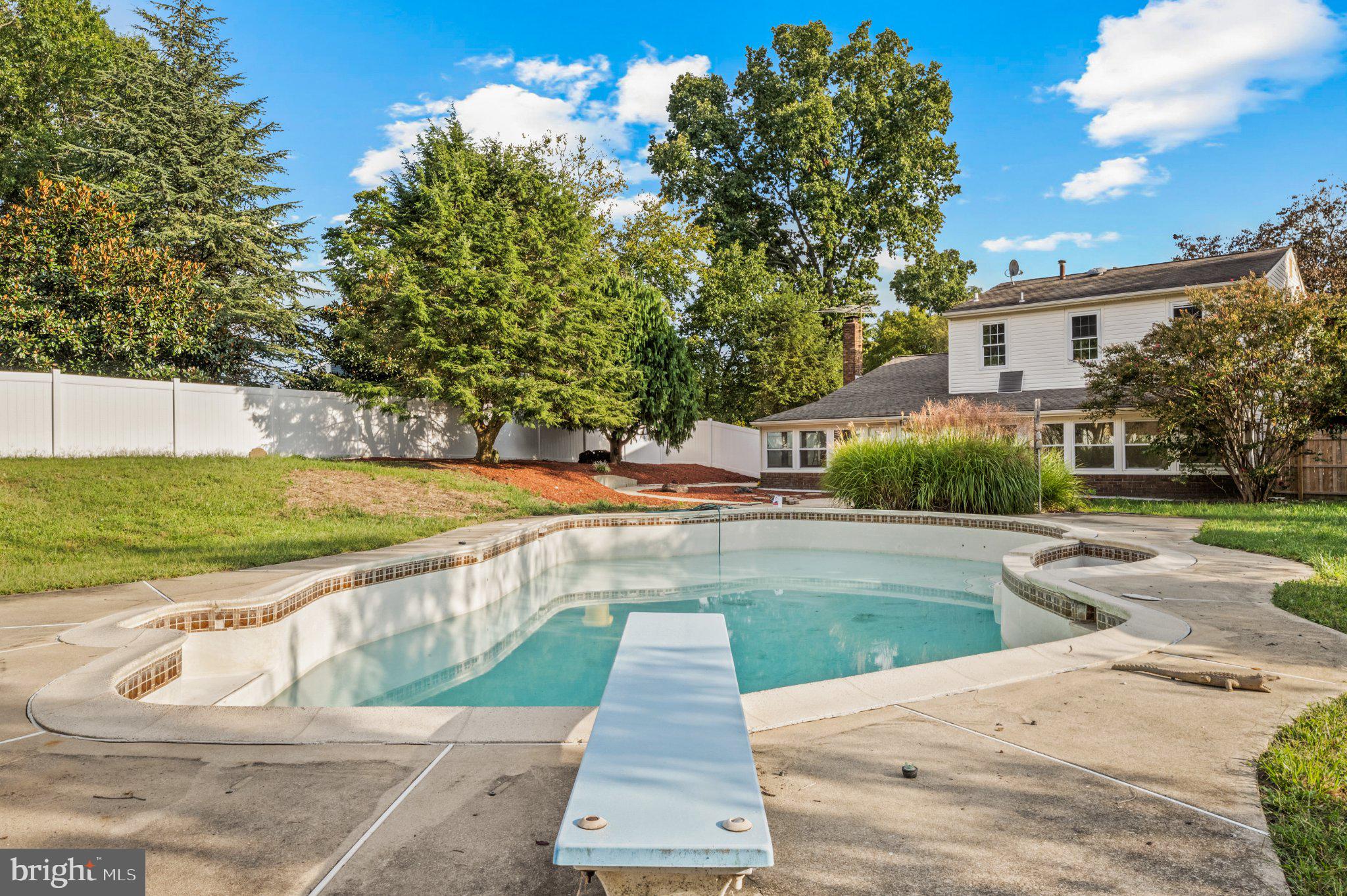 447 E PROSPECT AVENUE