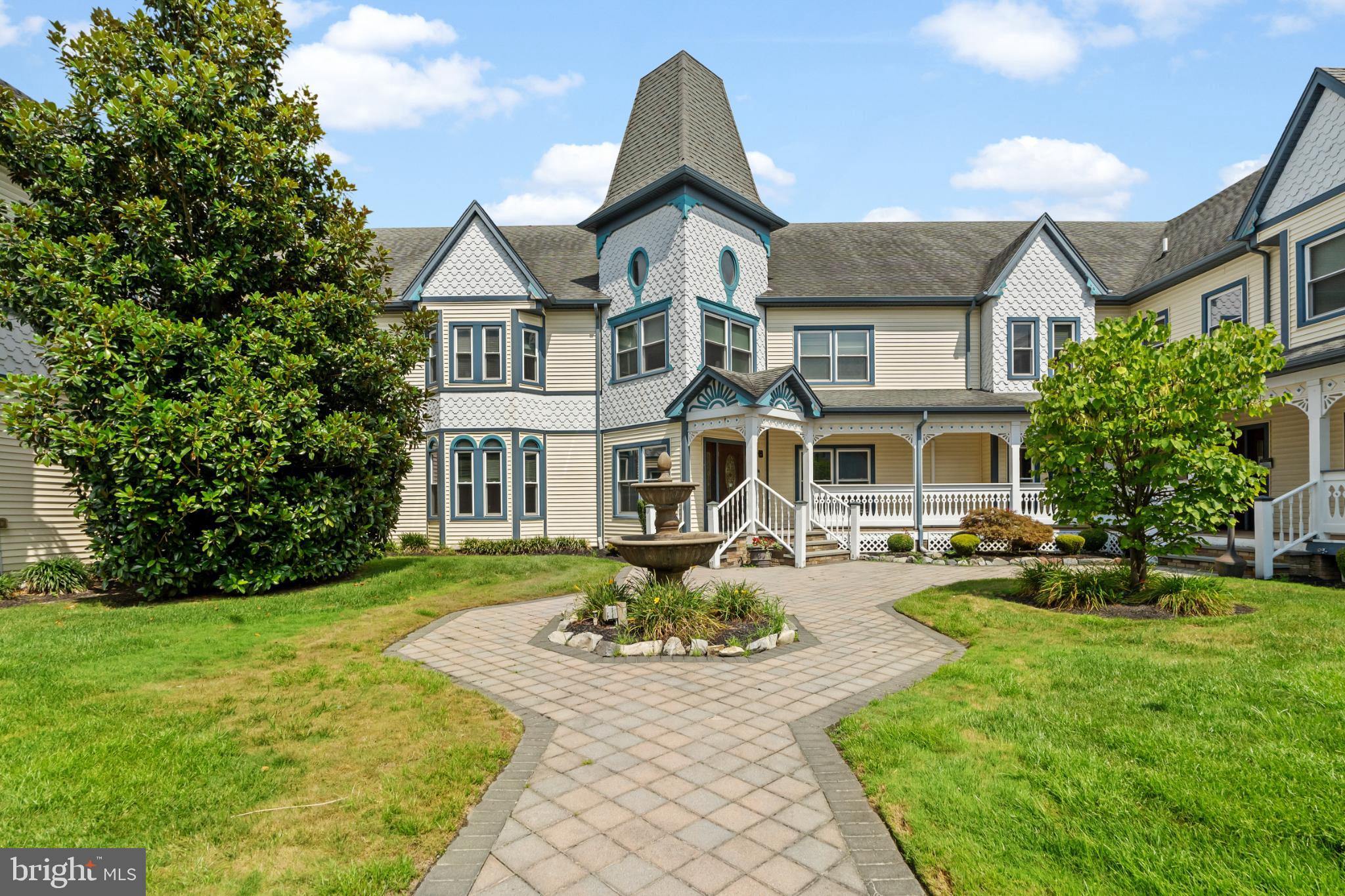 30 FRENEAU AVENUE 1A