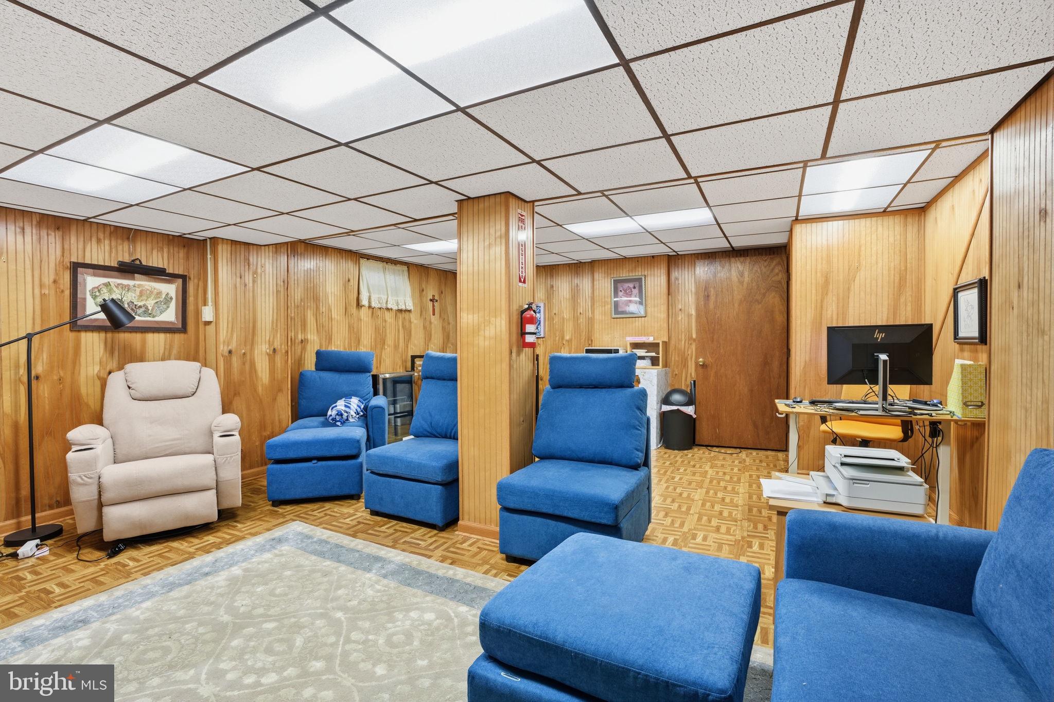 WASHINGTON HGTS - Residential