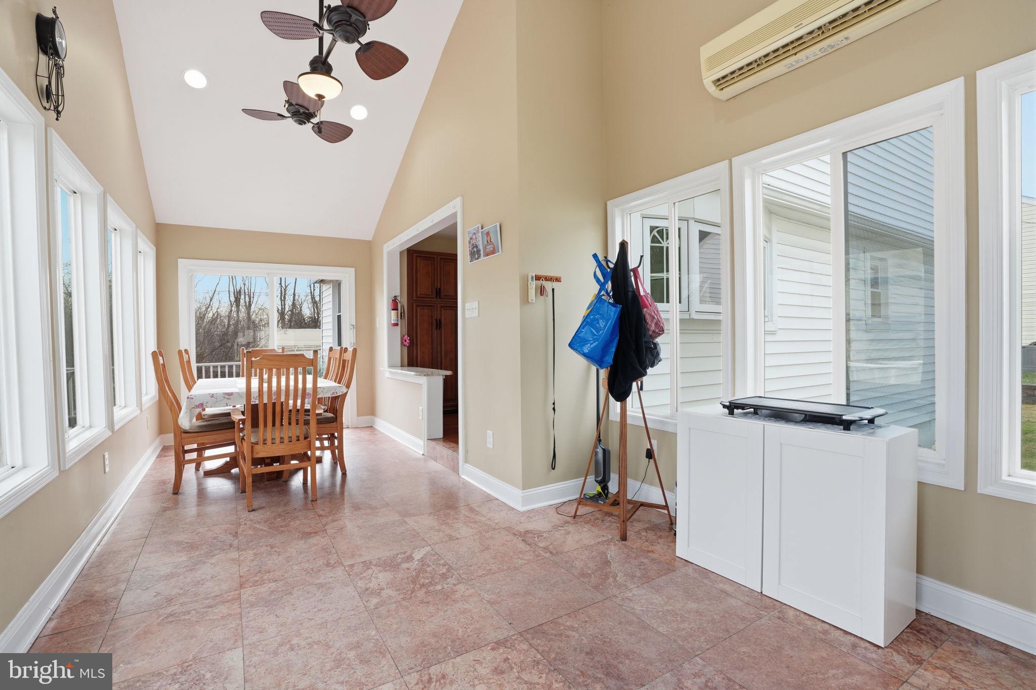 WASHINGTON HGTS - Residential